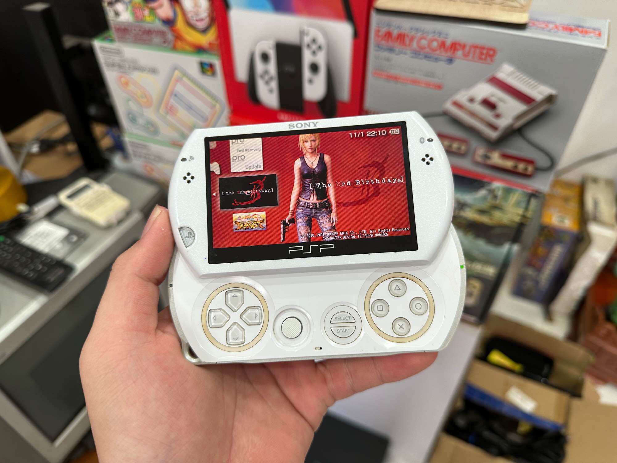 Máy game psp go full game 16gb