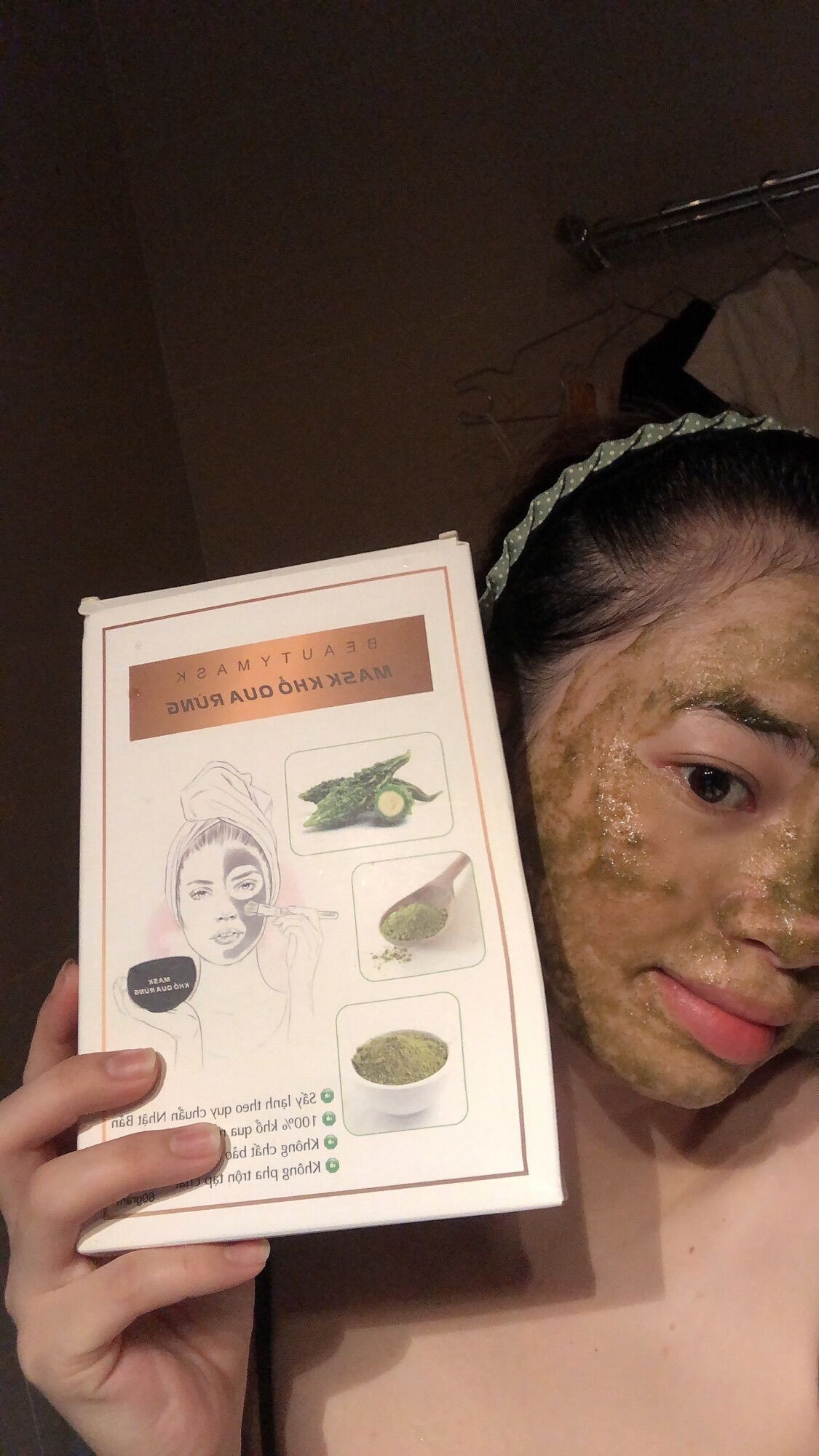 2 mặt nạ khổ qua rừng