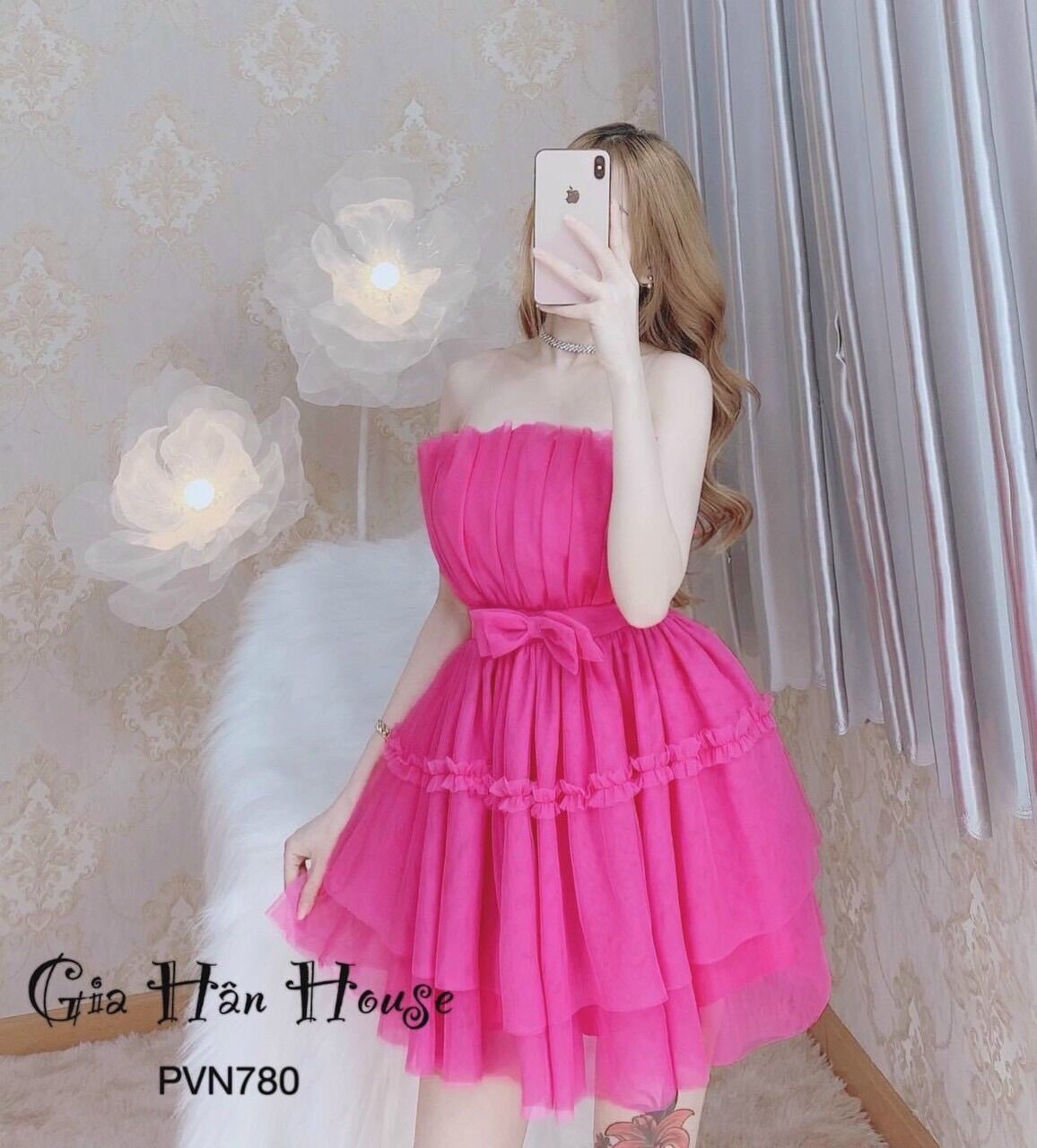 Đầm cúp lưới hồng