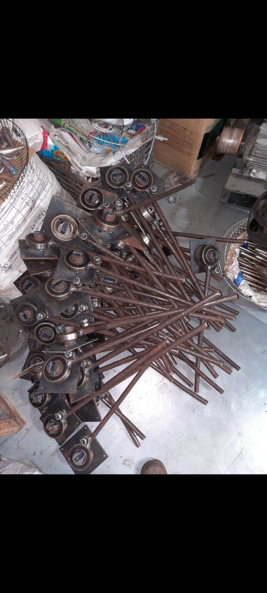 [HCM](vam)bàn bẻ sắt xây dựng 8-10