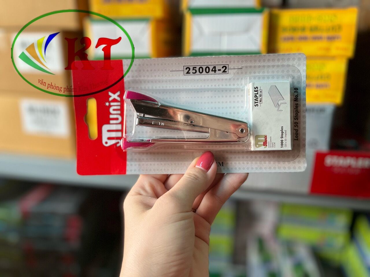 Bấm kim số 10 munix mã 25004-2 tặng kèm hộp kim bấm số 10