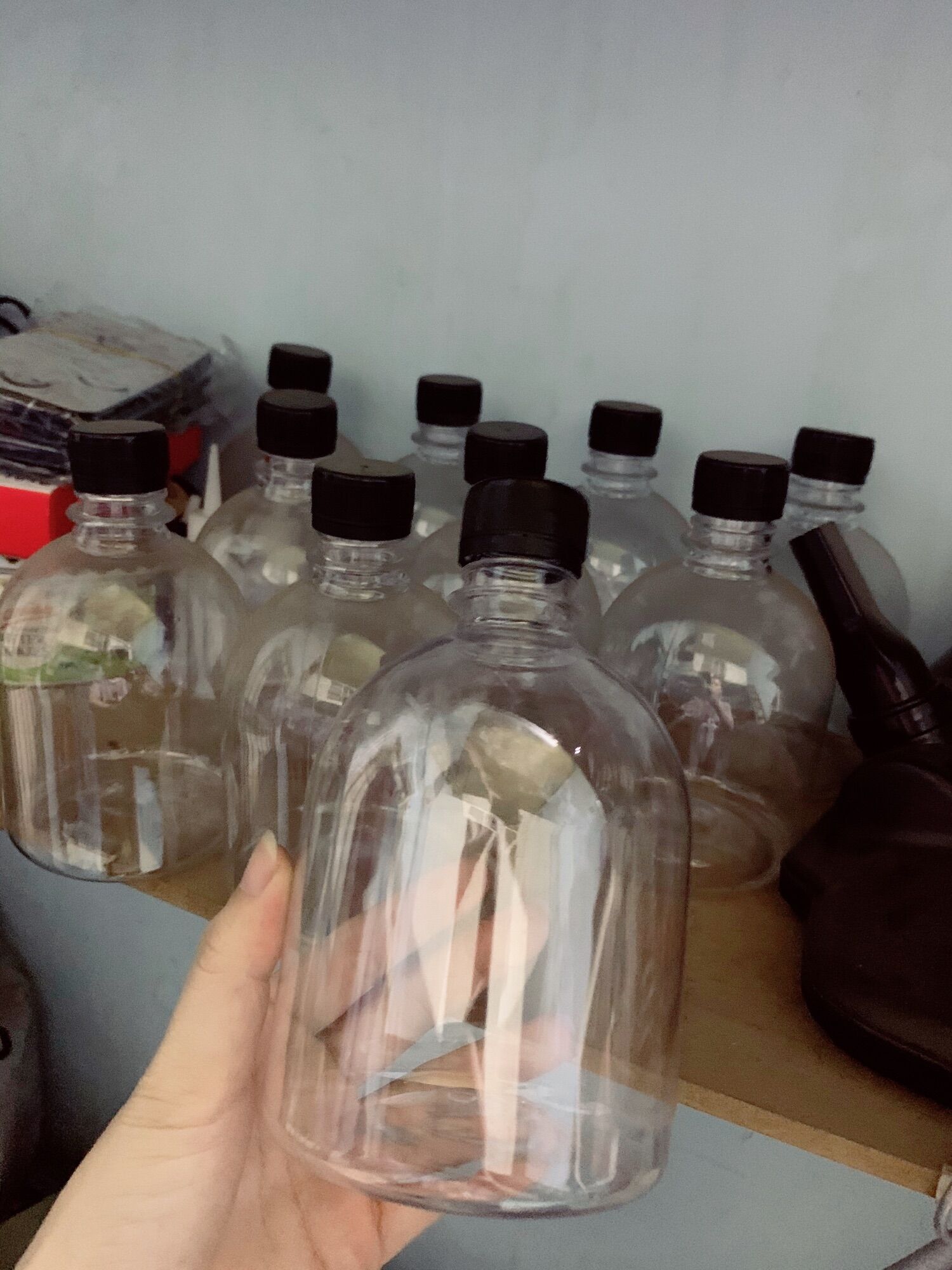 Chai nhựa nắp đen tròn ú 500ml
