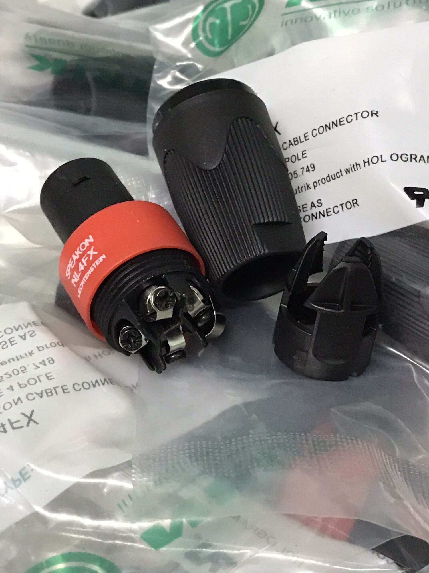 Jack loa sân khấu Neutrik cao cấp