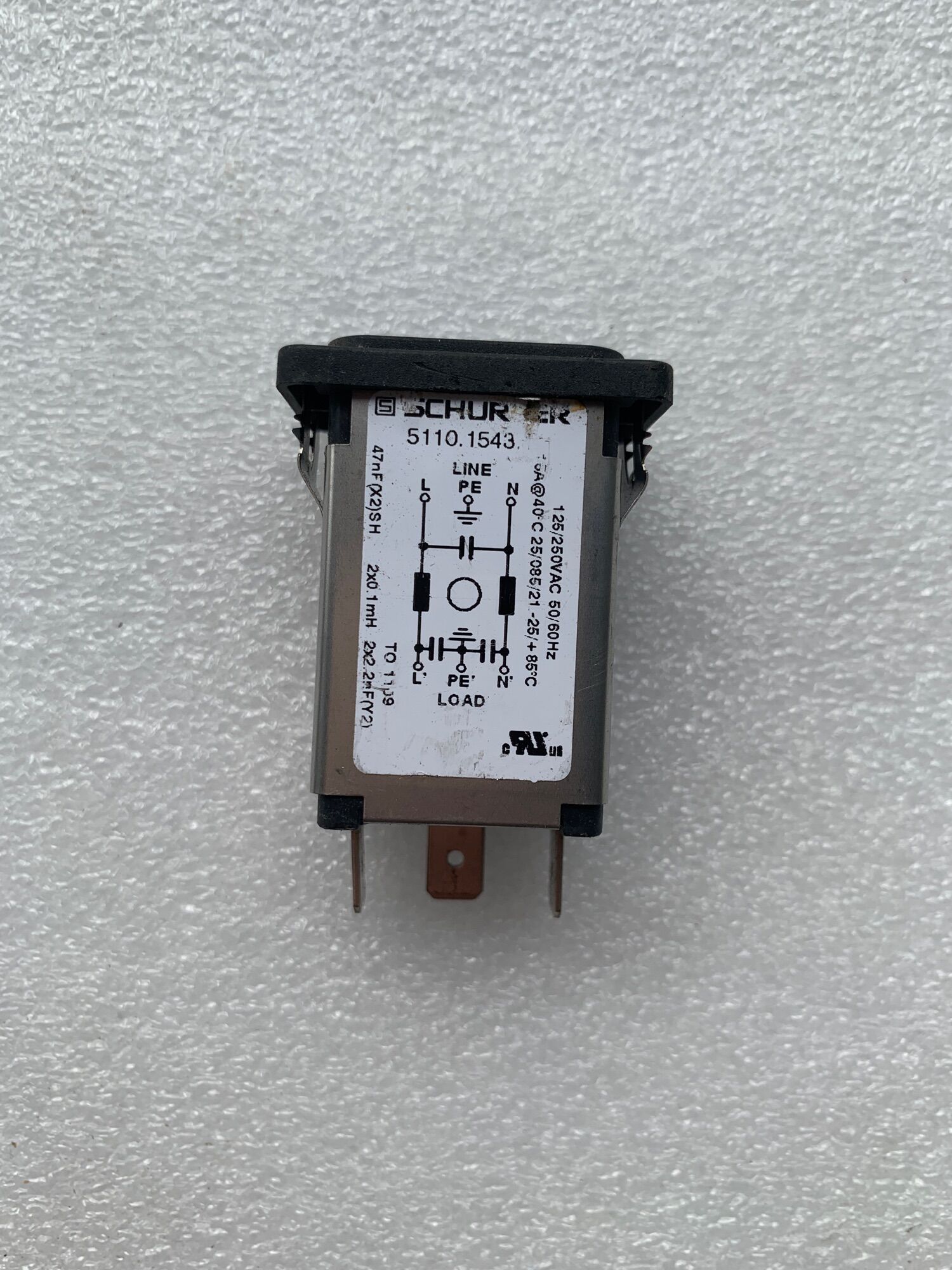 Đui cắm lọc điện Thụy sĩ 15A