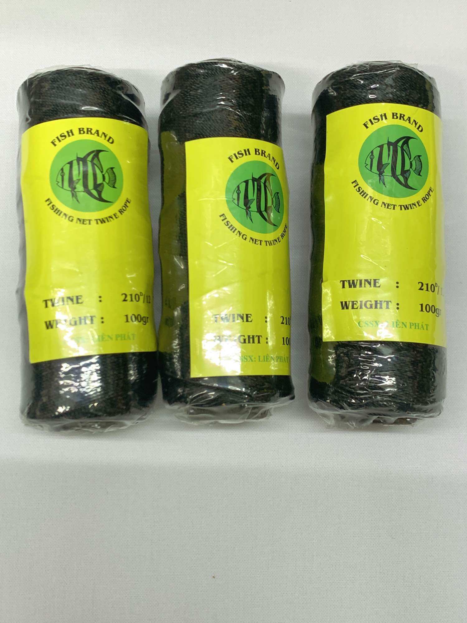 Chỉ nylon 100% sợi 210D màu đen