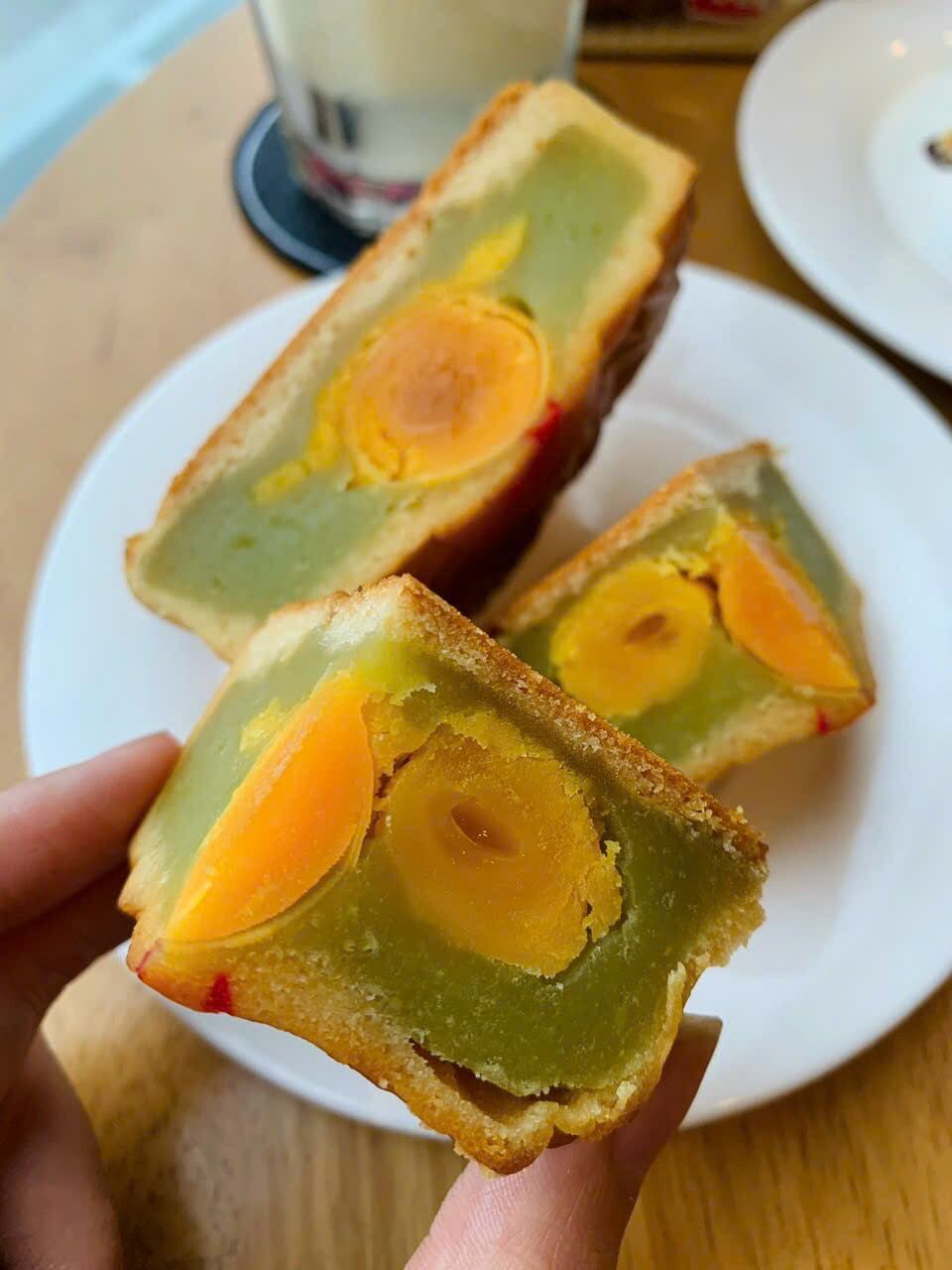 Bánh trung thu Tân Dân Lợi