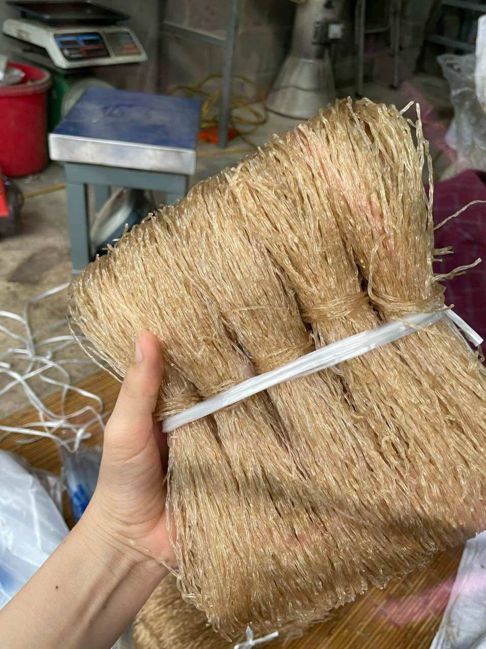Miến dong sợi nhỏ Xín Mần, Hà Giang - túi 1kg - miến dong tự nhiên, dai ngon