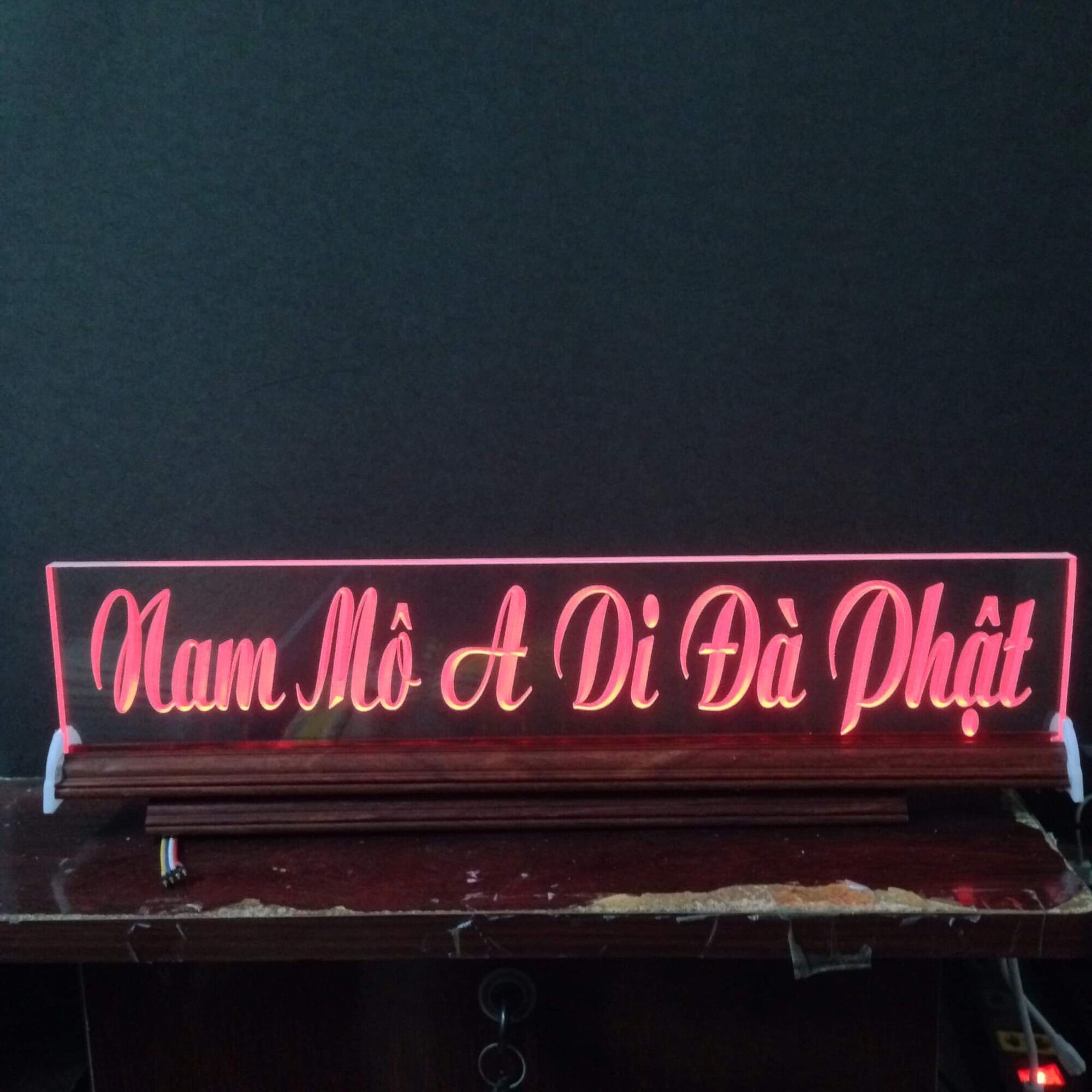 Chữ điện: Nam Mô A Di Đà Phật(9x30cm) để bàn