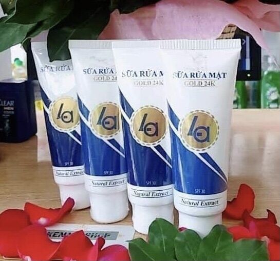 Sữa Rửa Mặt LA Deluxe