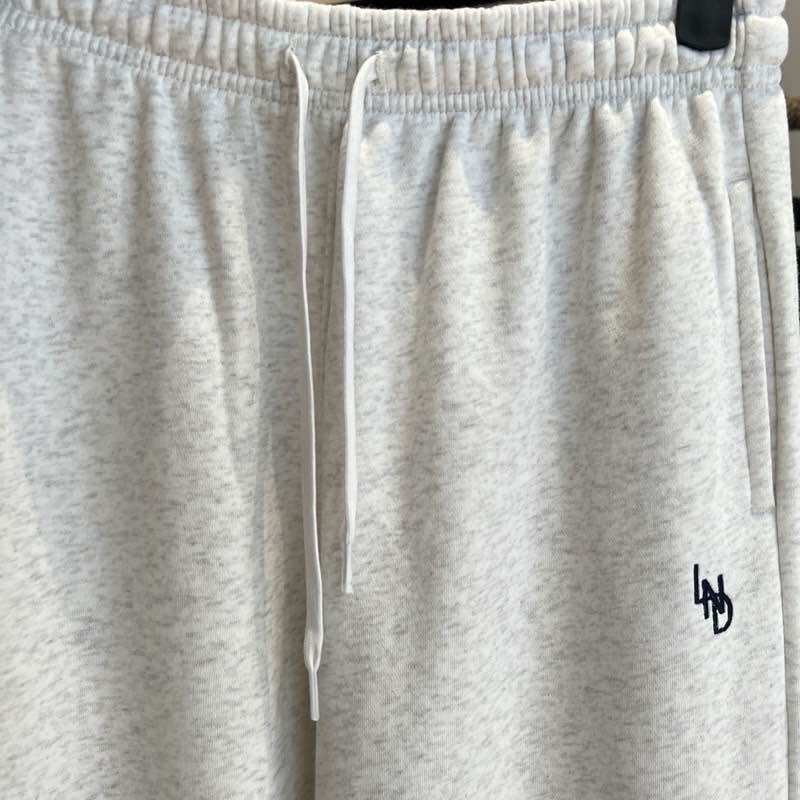Quần Jogger basic đen xám trắng ống bo Lou Pants Lnd