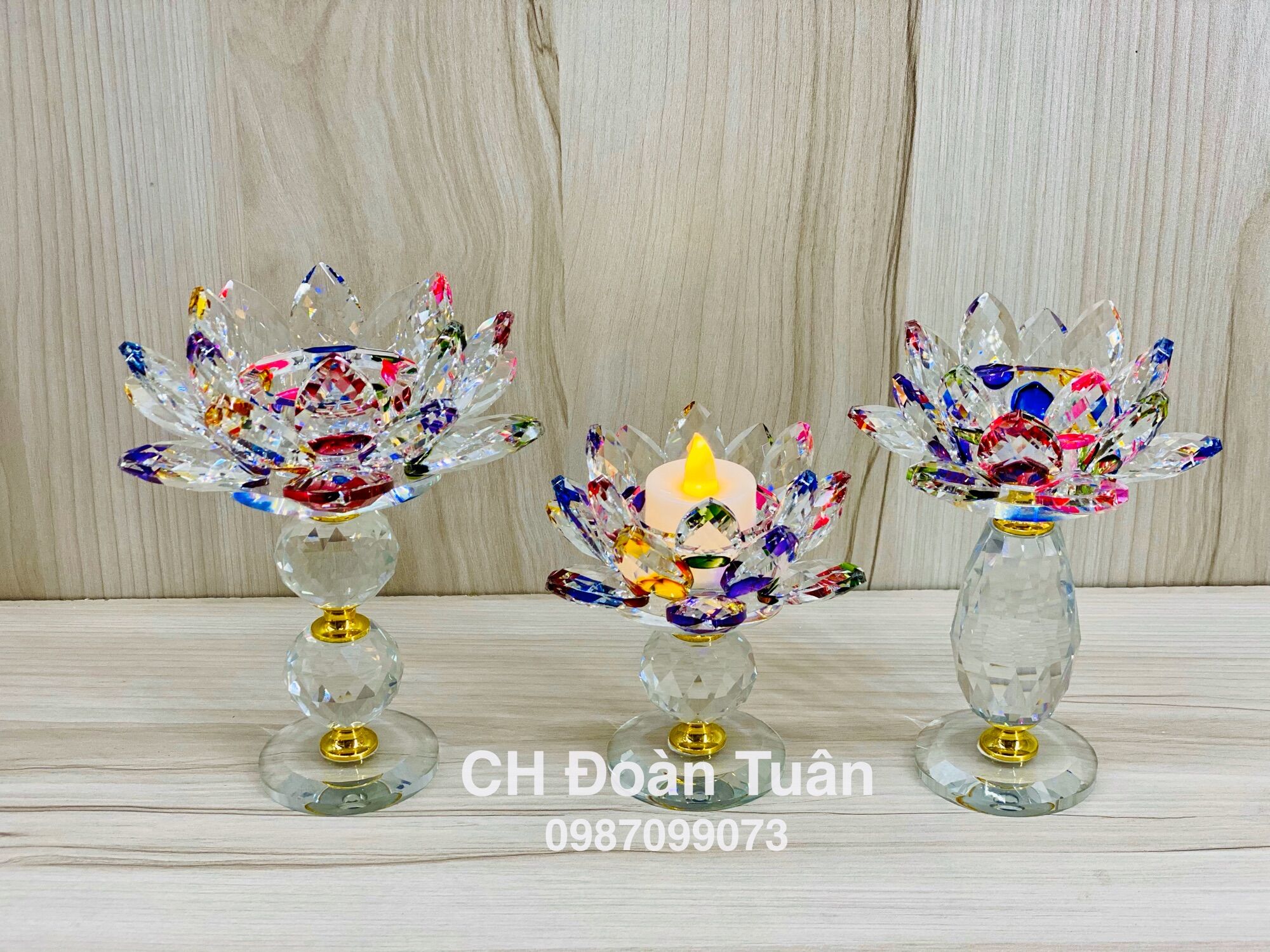 Chân đèn để nến hoa sen pha lê - chân đế để nến pha lê