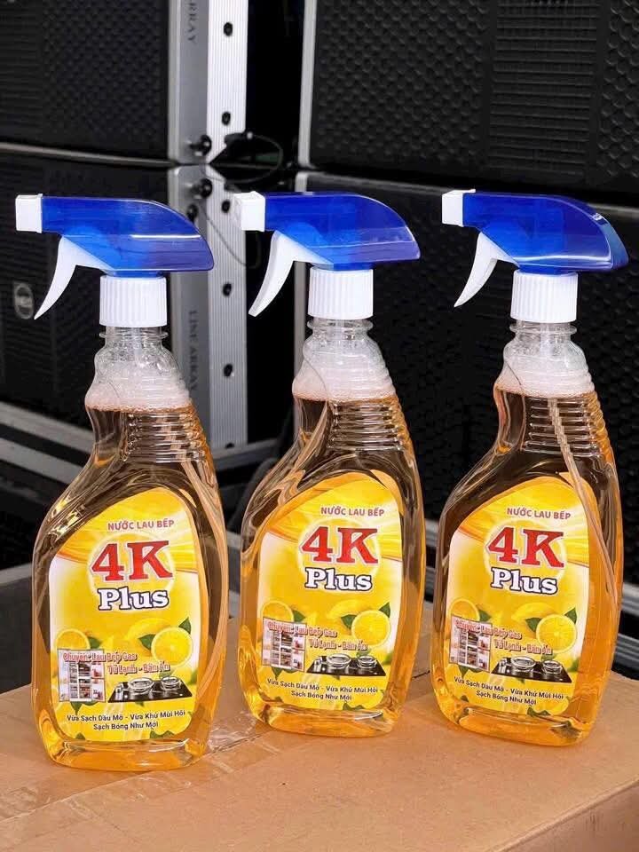 Nước xịt lau bếp 4K Plus 500ml