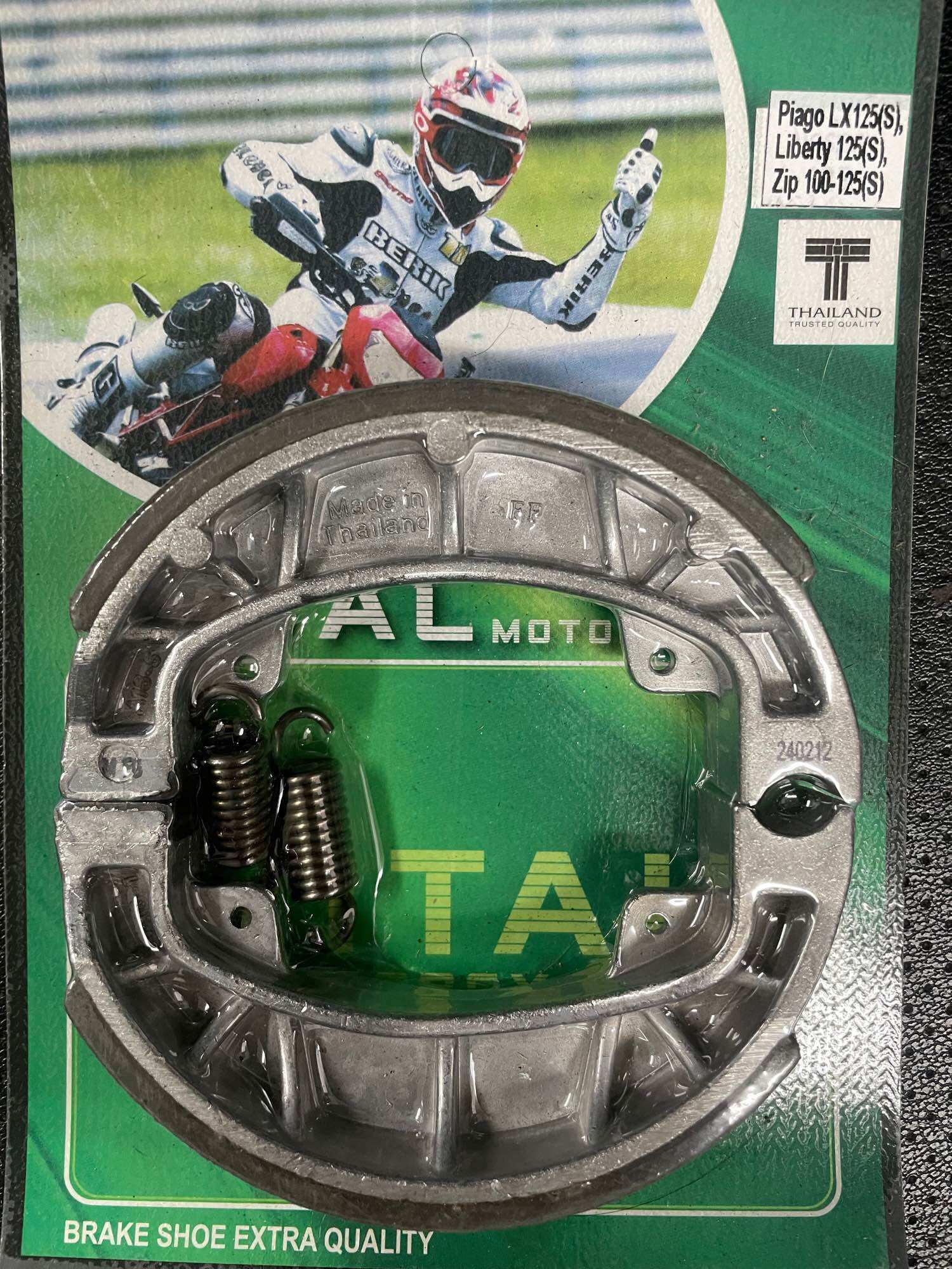 Bố Thắng sau cho Piaggio Vespa LX 2V , ZIP , SFERA 125, ET, 2V.ie Má Phanh Đùm nhỏ - Thương Hiệu VITAL Made In Thailand