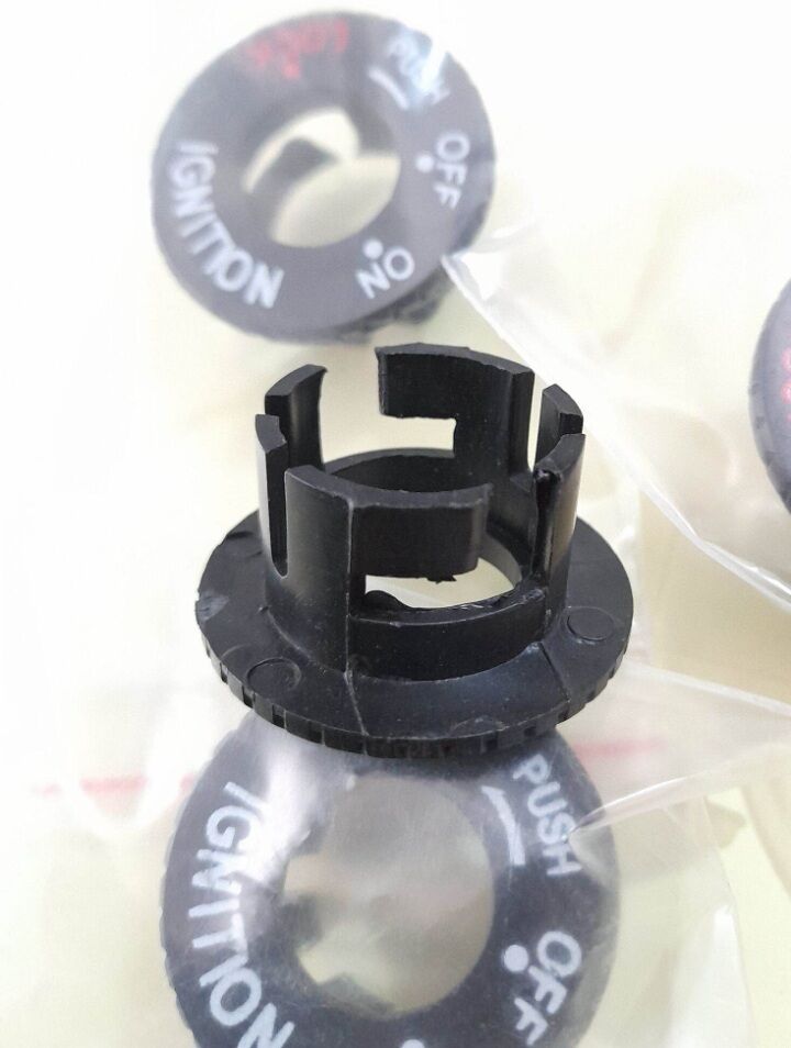 Chụp ổ khóa xe Atila.
