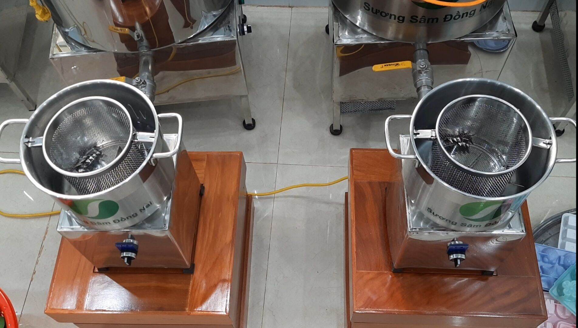 MÁY LÀM SƯƠNG SÂM MINI BẰNG INOX NHỎ GỌN CHO GIA ĐÌNH