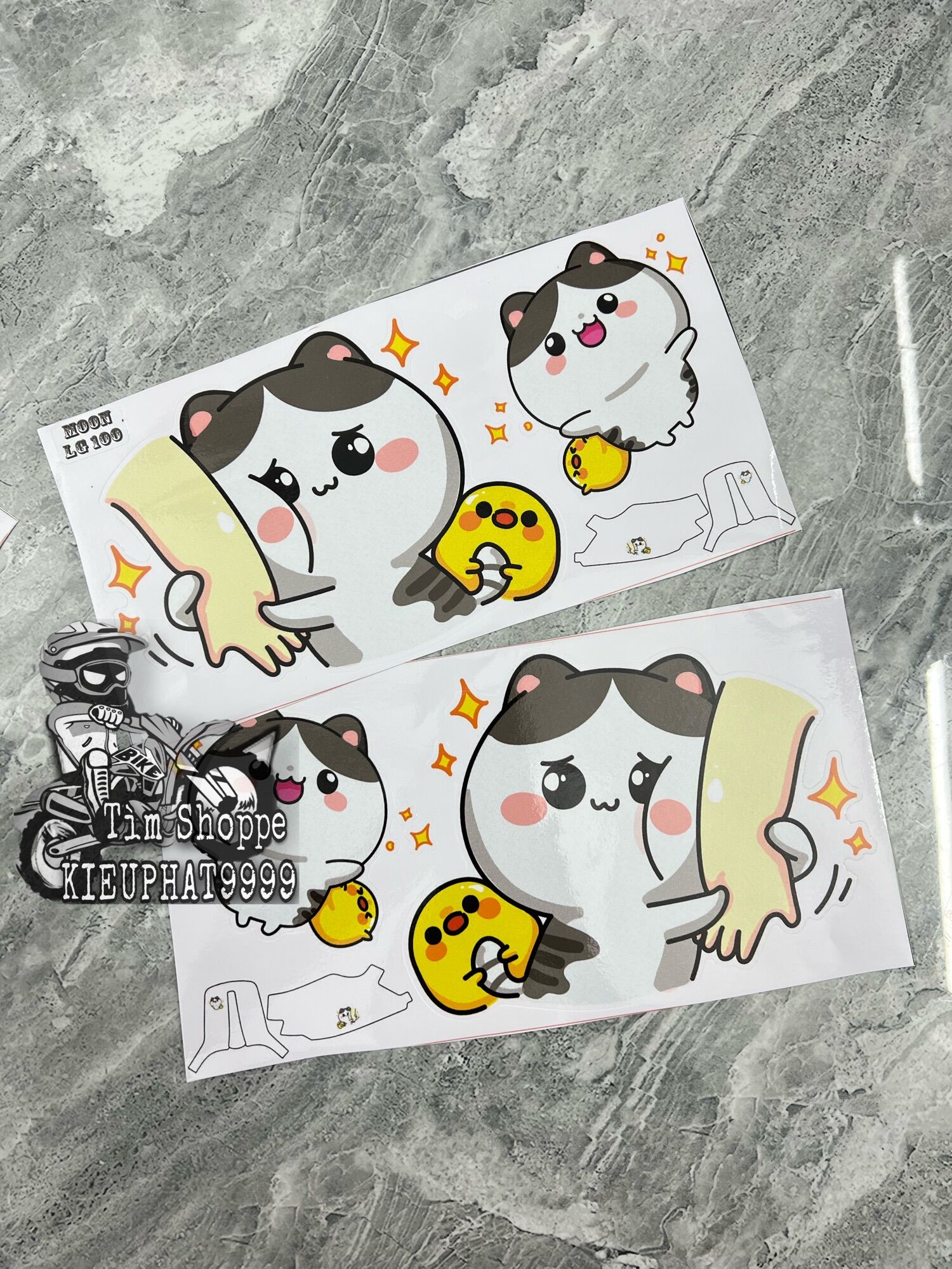 Tem Decal Gấu Dâu dán xe / Điện thoại laptop