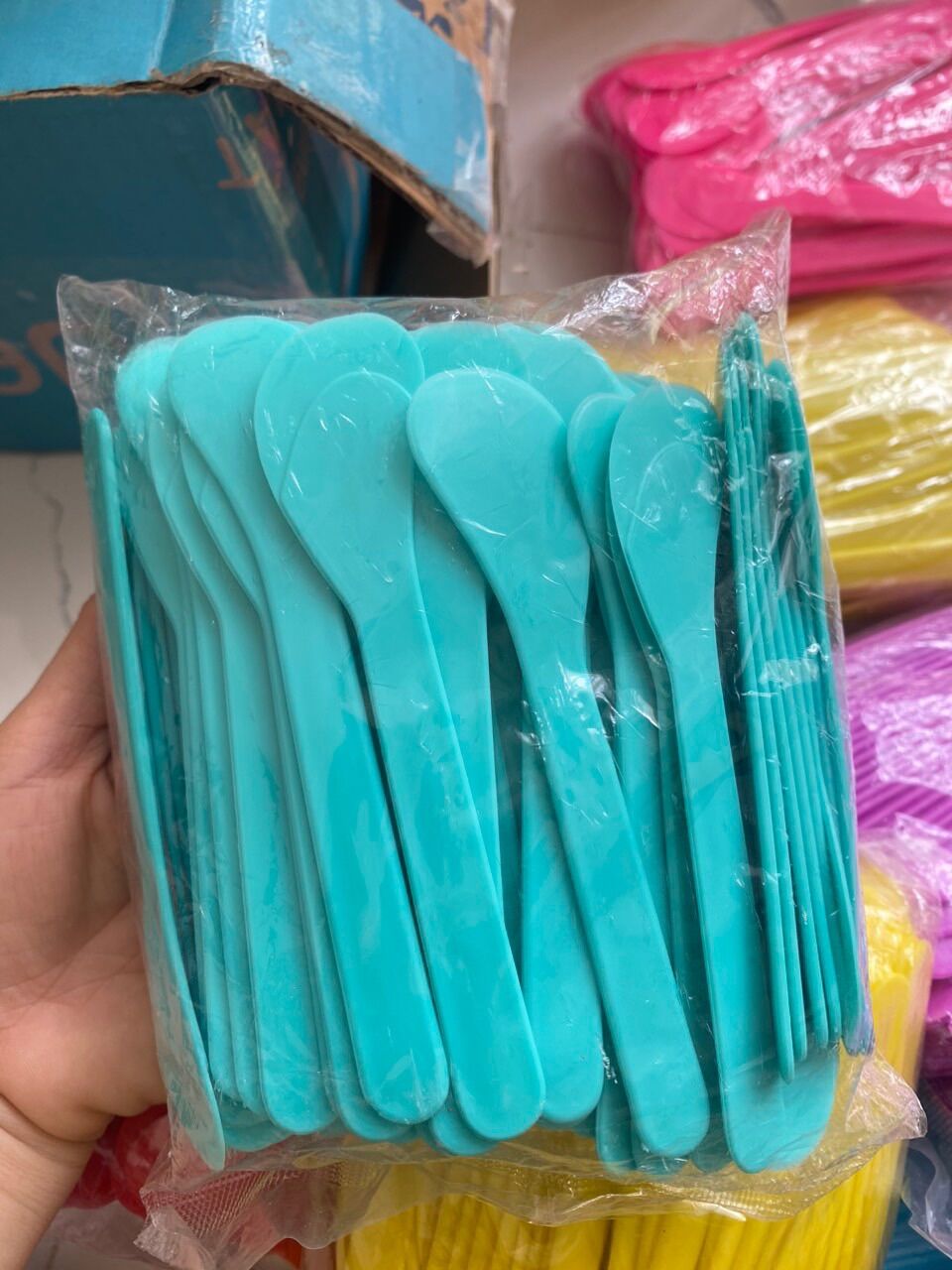 Muỗng múc kem [màu hồng đục]