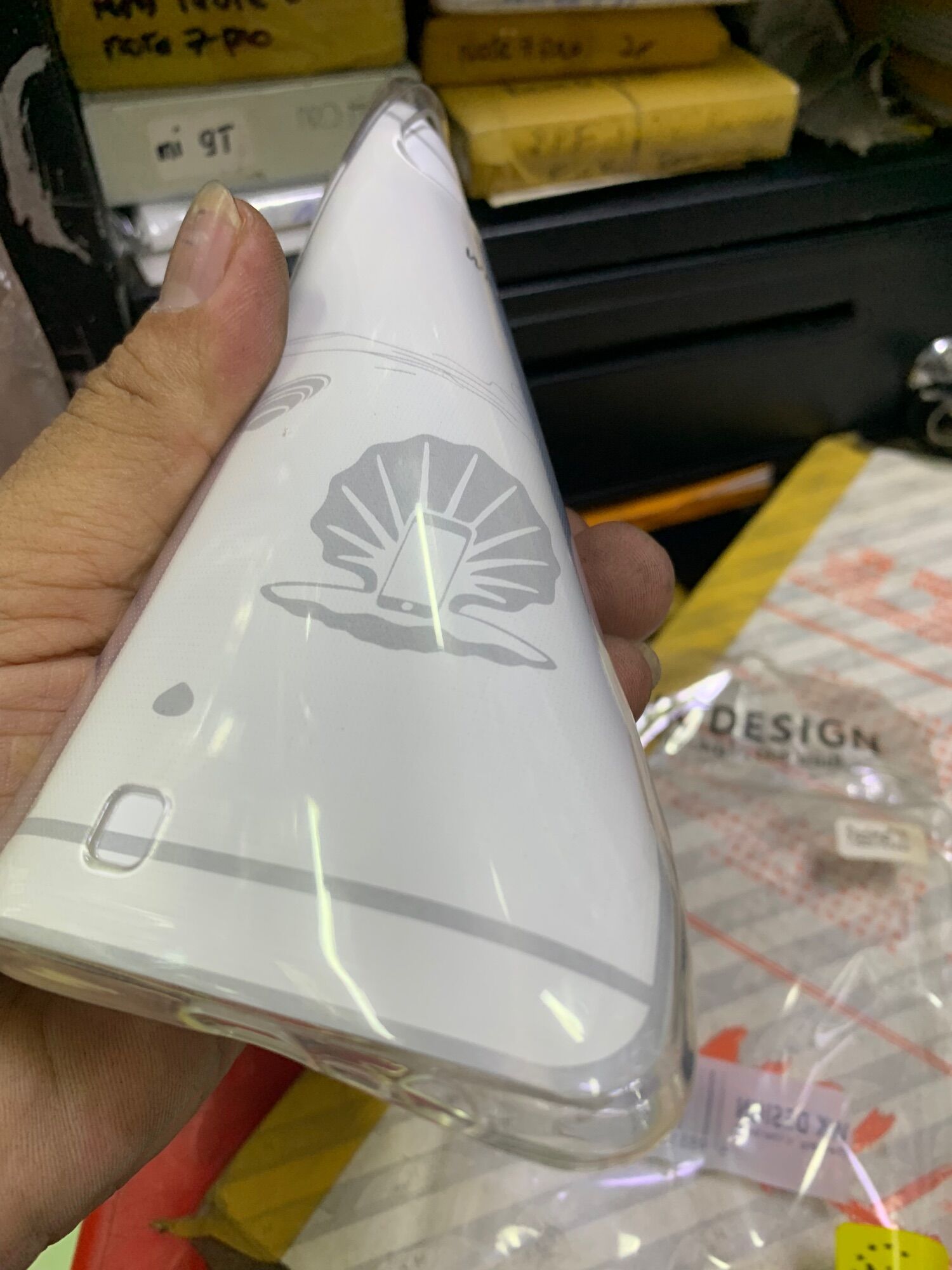 Ốp lưng Realme C11(2021) dẻo lưng trong suốt