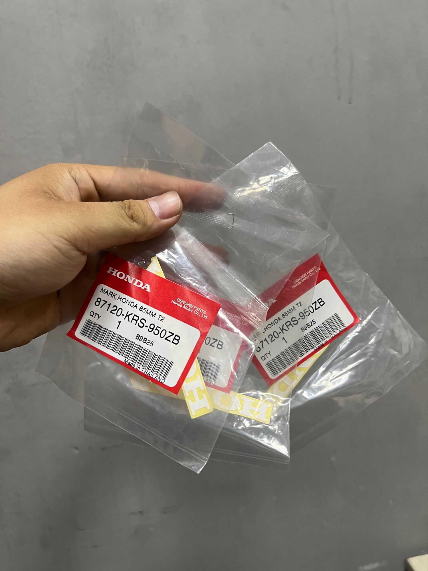 Tem honda chính hãng