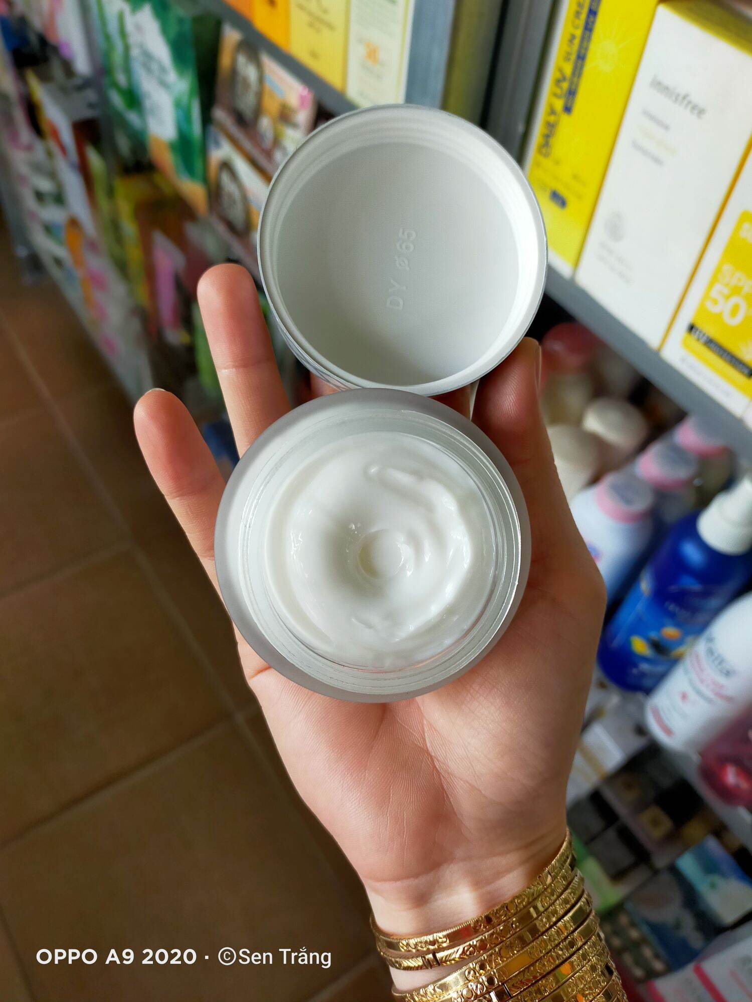 kem dưỡng ẩm chống lão hóa 3w