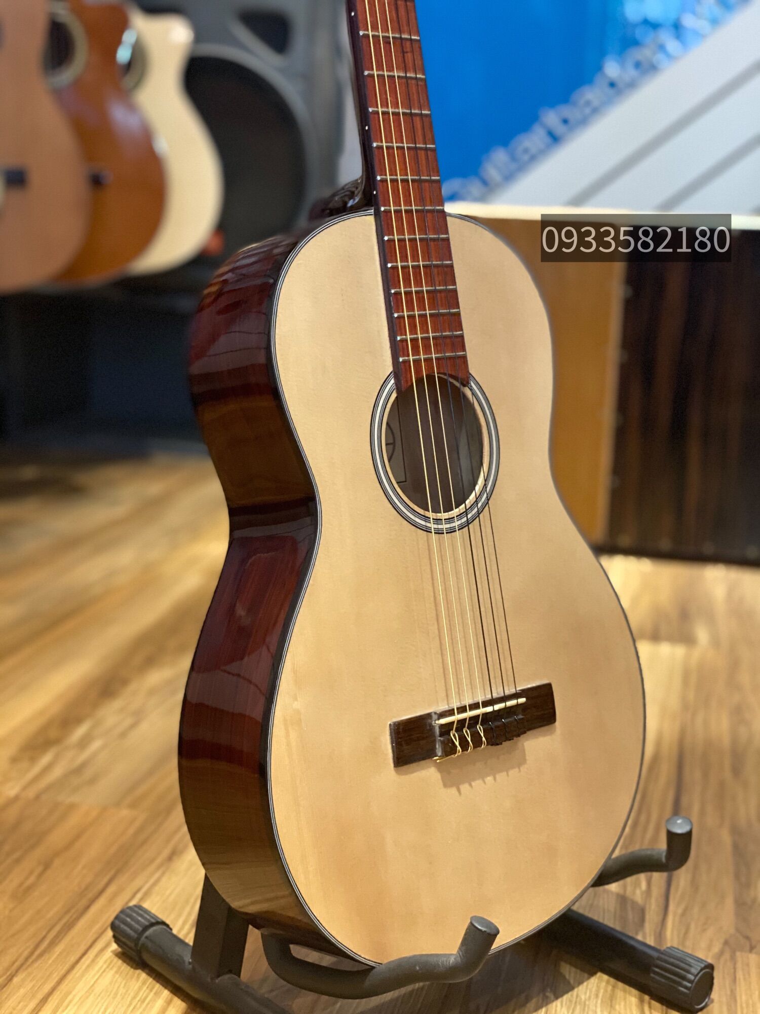 Guitar Badon DAM70 – Size Mini