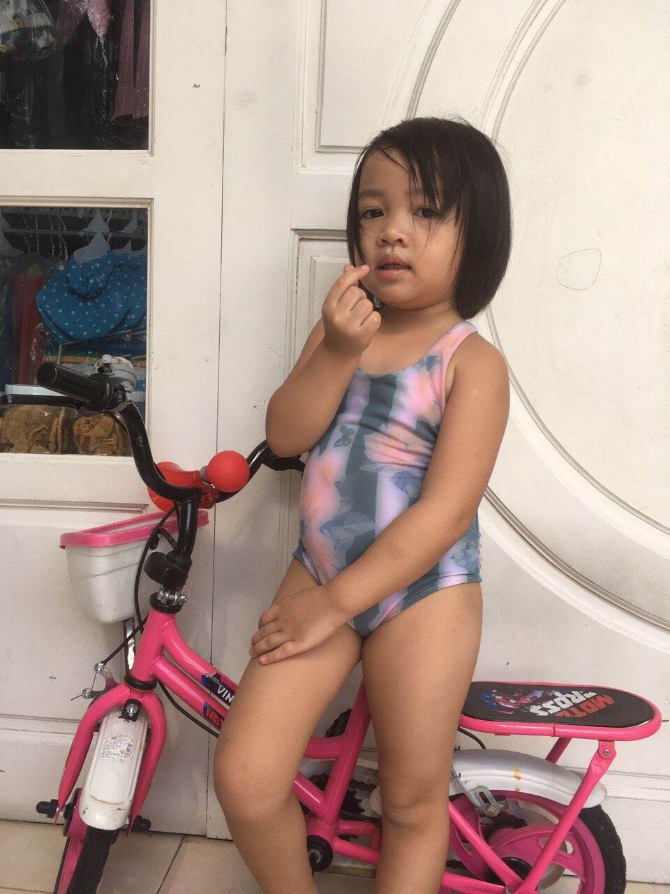 Bikini hoa 1 mảnh cho bé gái