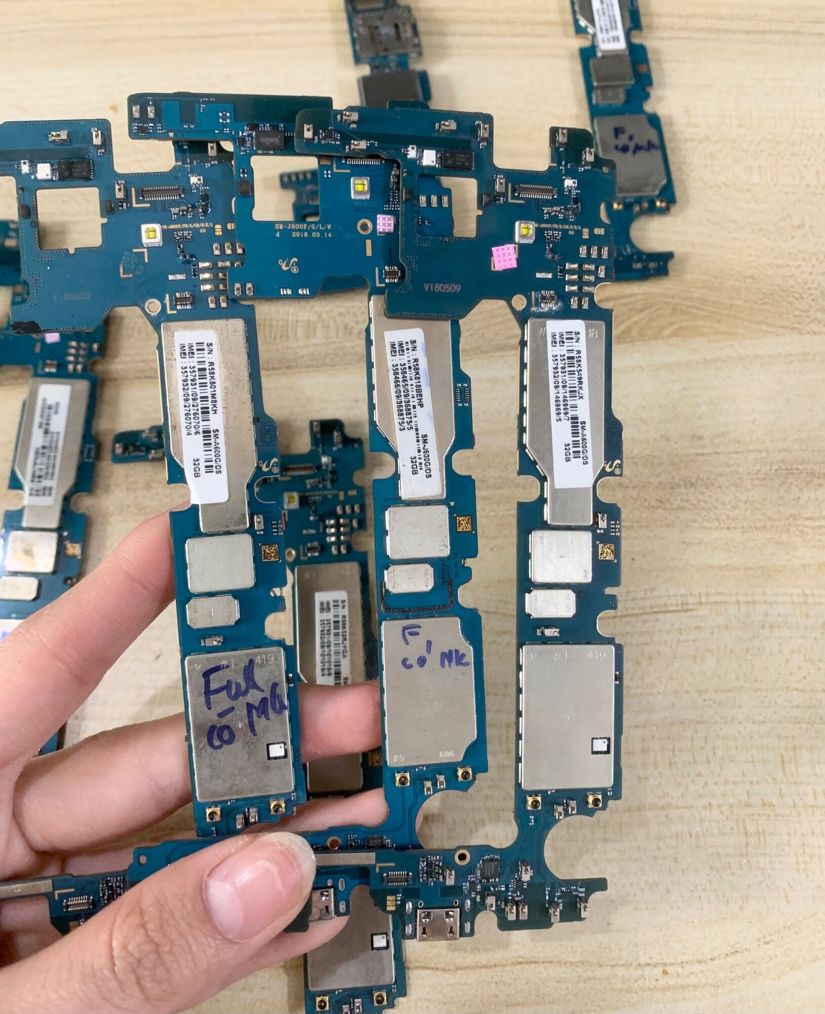 Main SamSung A6 2018 ( A600 ) Zin Full ( Sạc , sim , Wifi ,..) Hàng Cao Cấp.