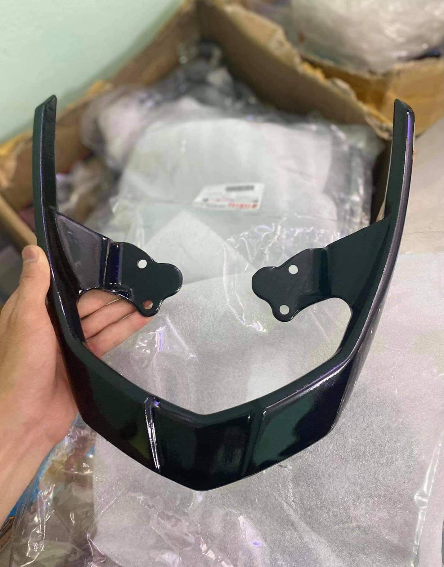 Cảng Spark gắn sirius chính hãng