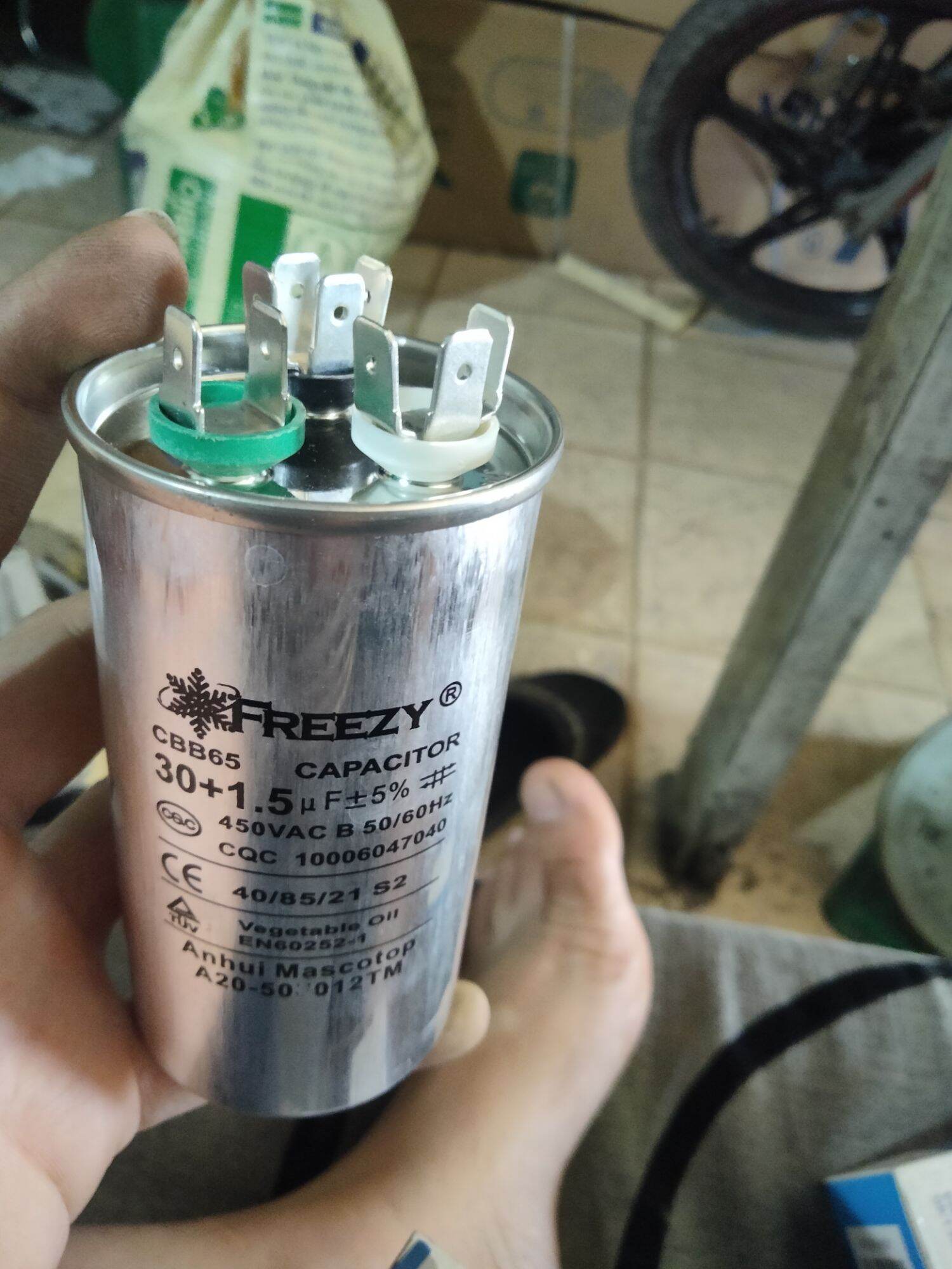 tụ cục nóng máy lạnh 3 chân 30+1.5mf