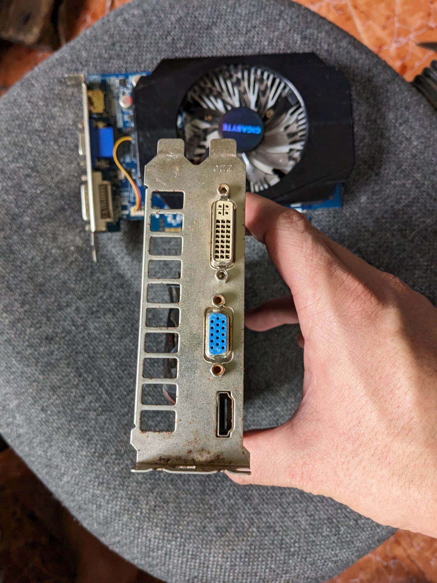 card màn hình gt630 2gb