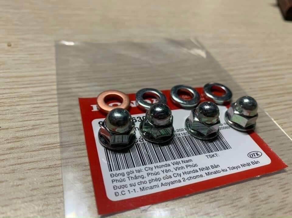 Bộ 4 cỡ 7mm ốc chụp & Long đen đầu bò |Chính Hãng Honda