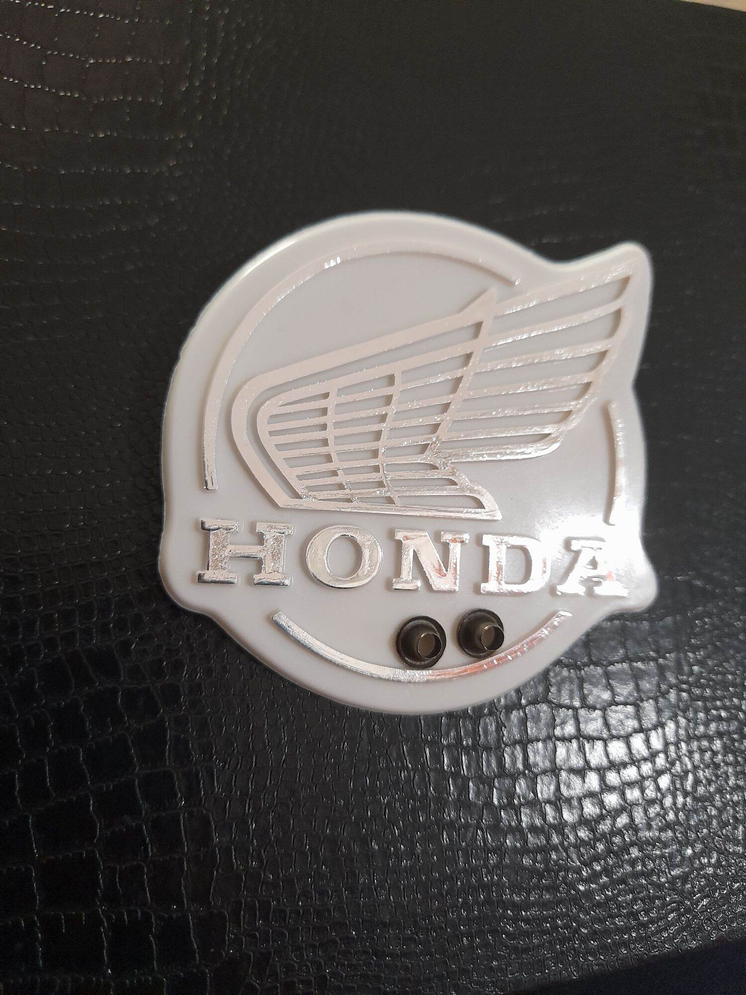Logo bửng xe cúp 81 loại tốt.