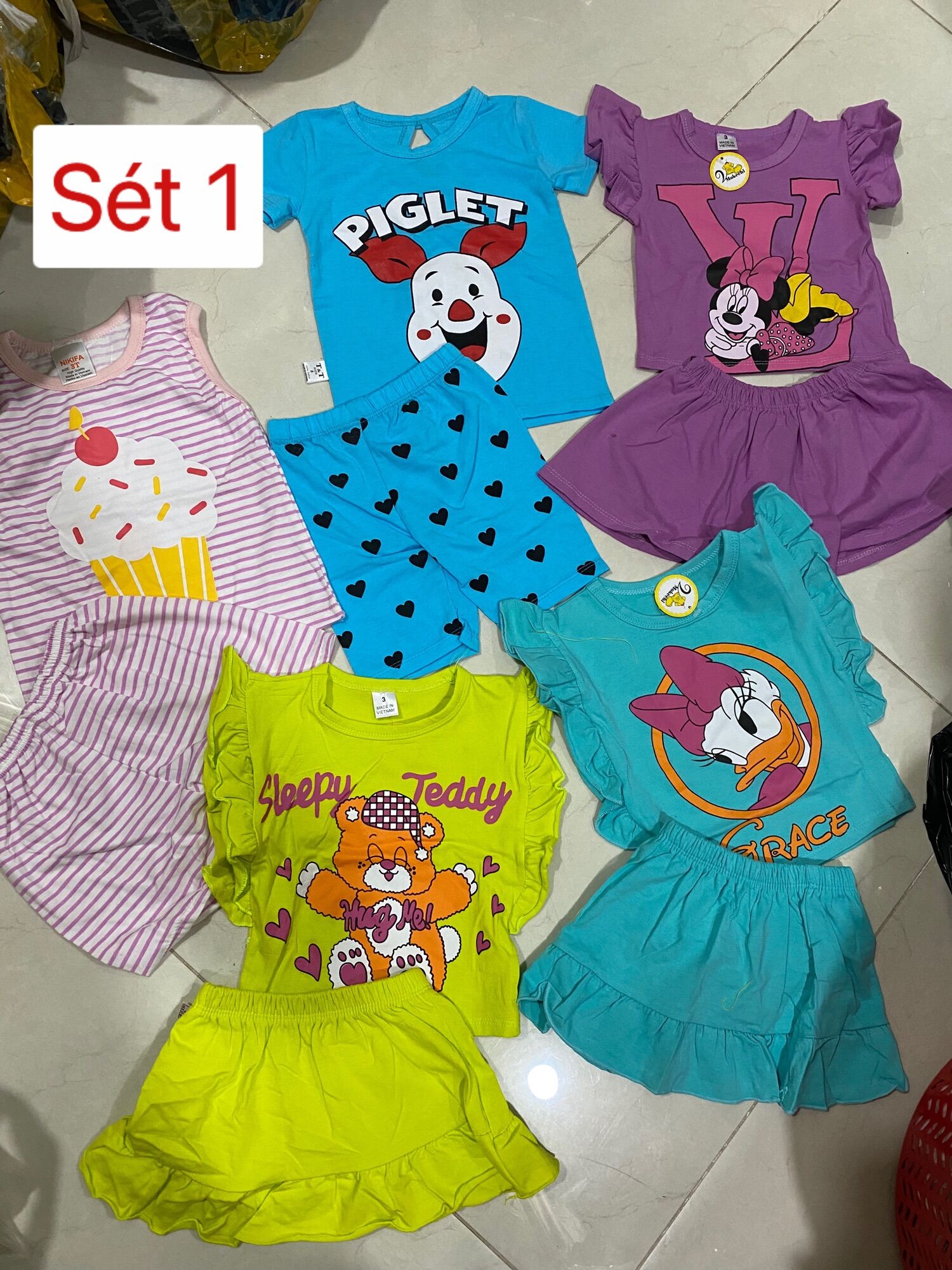 Thanh lý combo 5 bộ sz 6-7kg