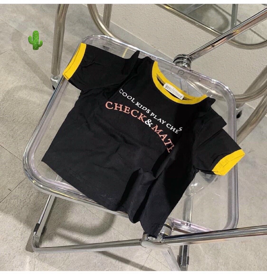 Áo croptop check meat viền vàng xinh pc