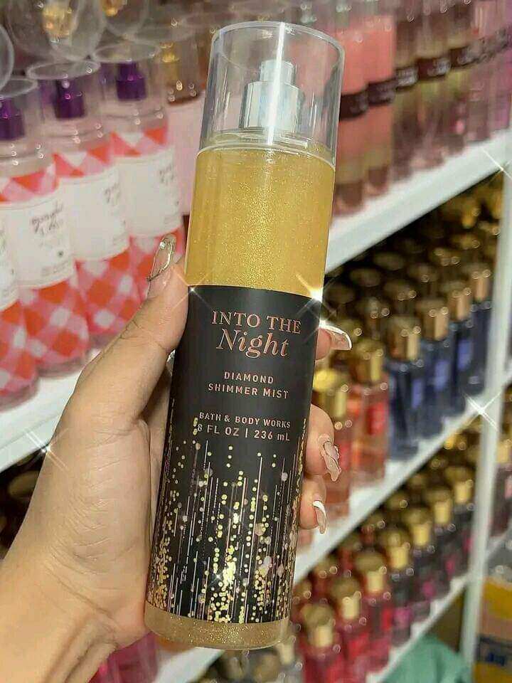 Xịt body bath Into the night nhũ