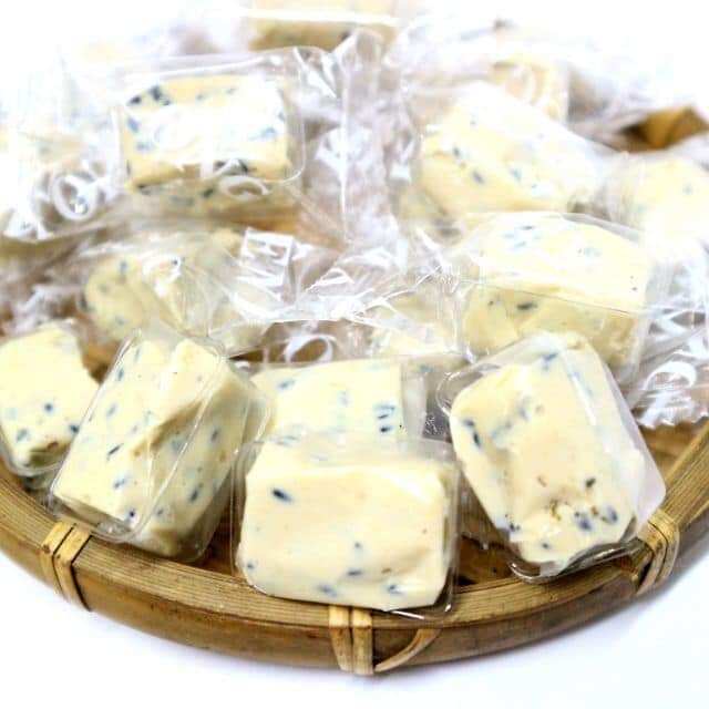 100g kẹo dừa sáp mè đen đậu phộng