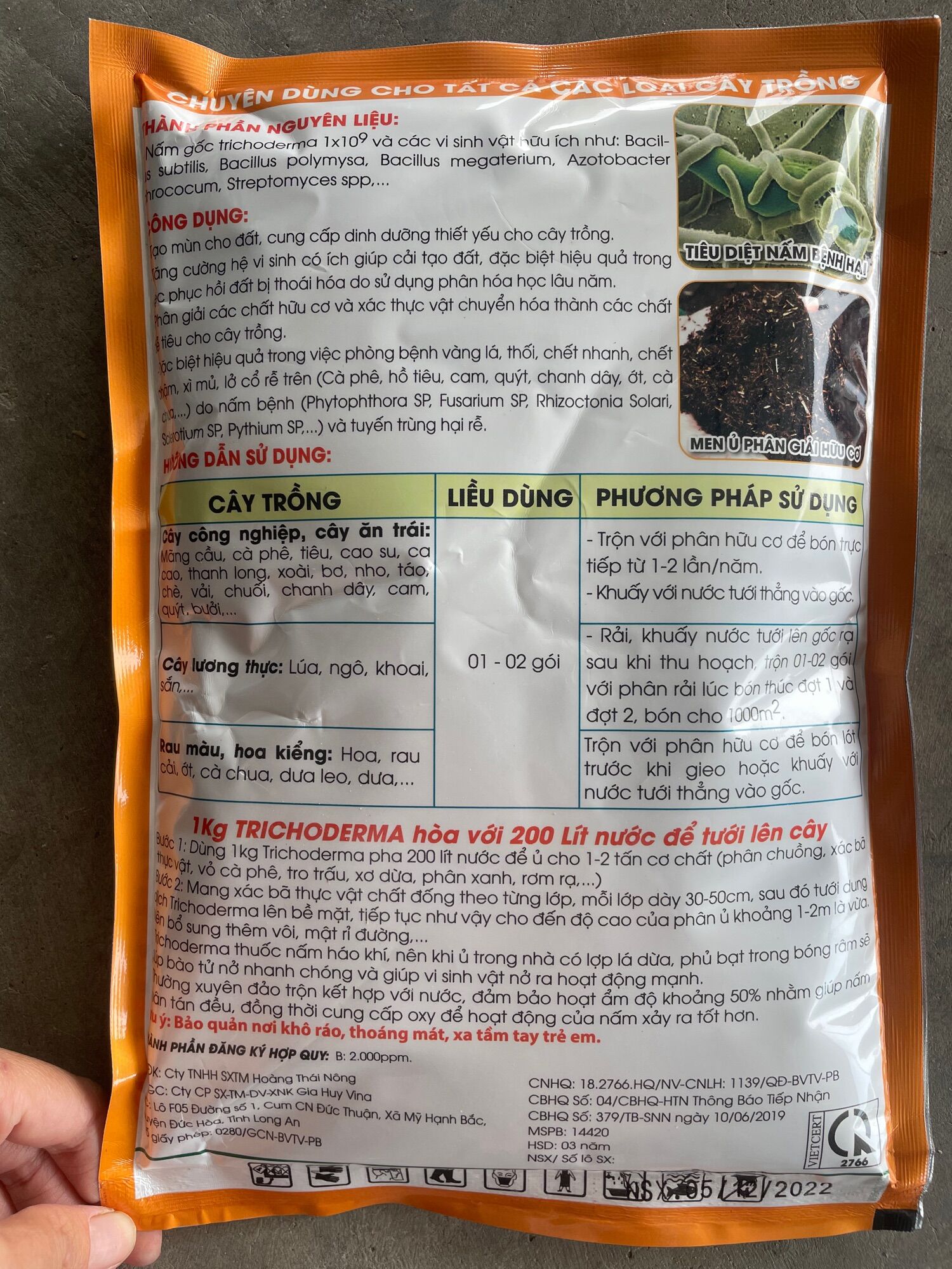 Men vi sinh nấm TRICHODERMA 8 tỷ lợi khuẩn dùng ủ phân và xử lý đất