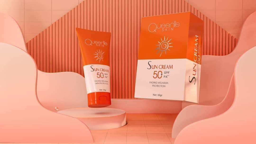 KEM CHỐNG NẮNG PHỔ QUANG A&C QUEENIE SKIN SPF50+ PA+++ 50ml làm nền dưỡng da trắng trang điểm và chống nắng hiệu quả