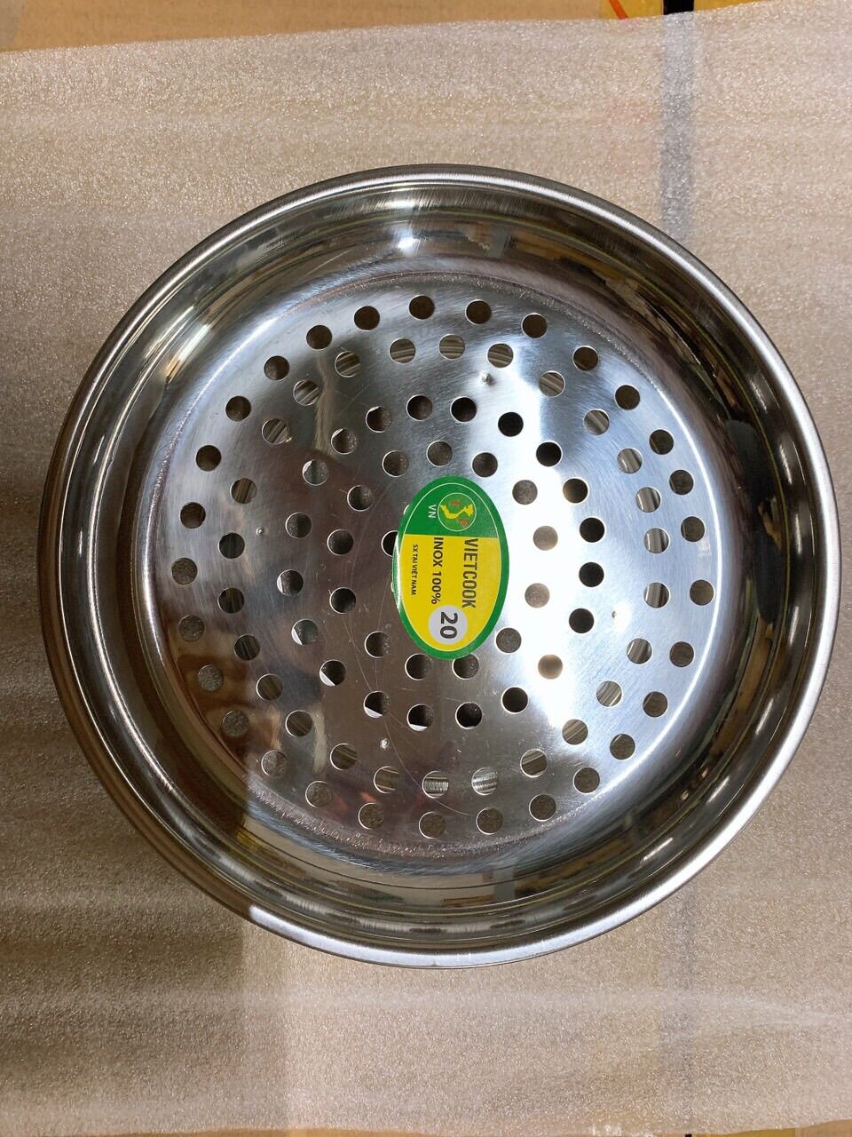 Vỉ hấp inox có chân đế, vỉ hấp bánh bao, xôi, hải sản, rau củ sezi