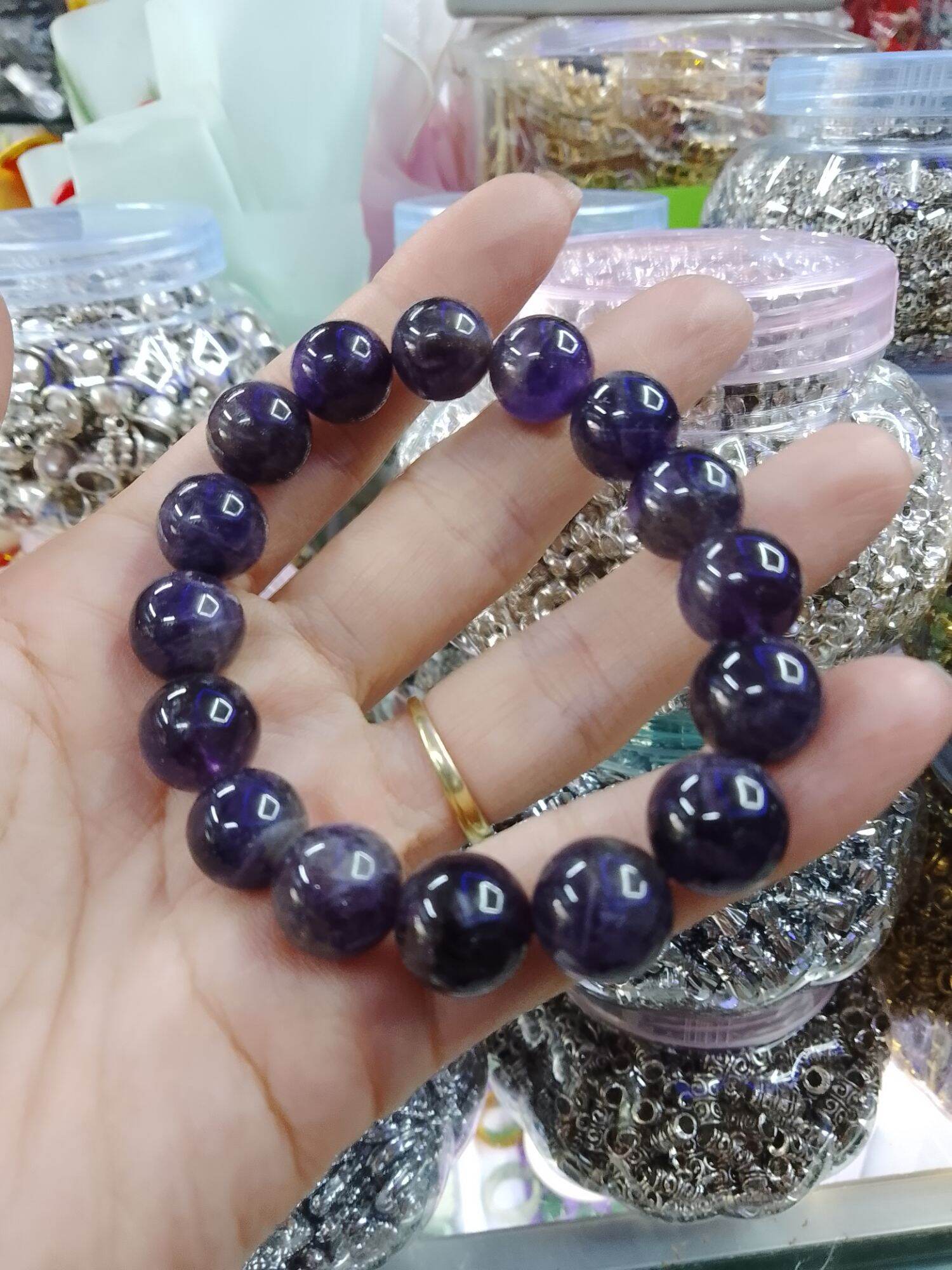 Vòng tay đá thạch anh tím thiên nhiên bao kiểm định đá quý Thuylamshop