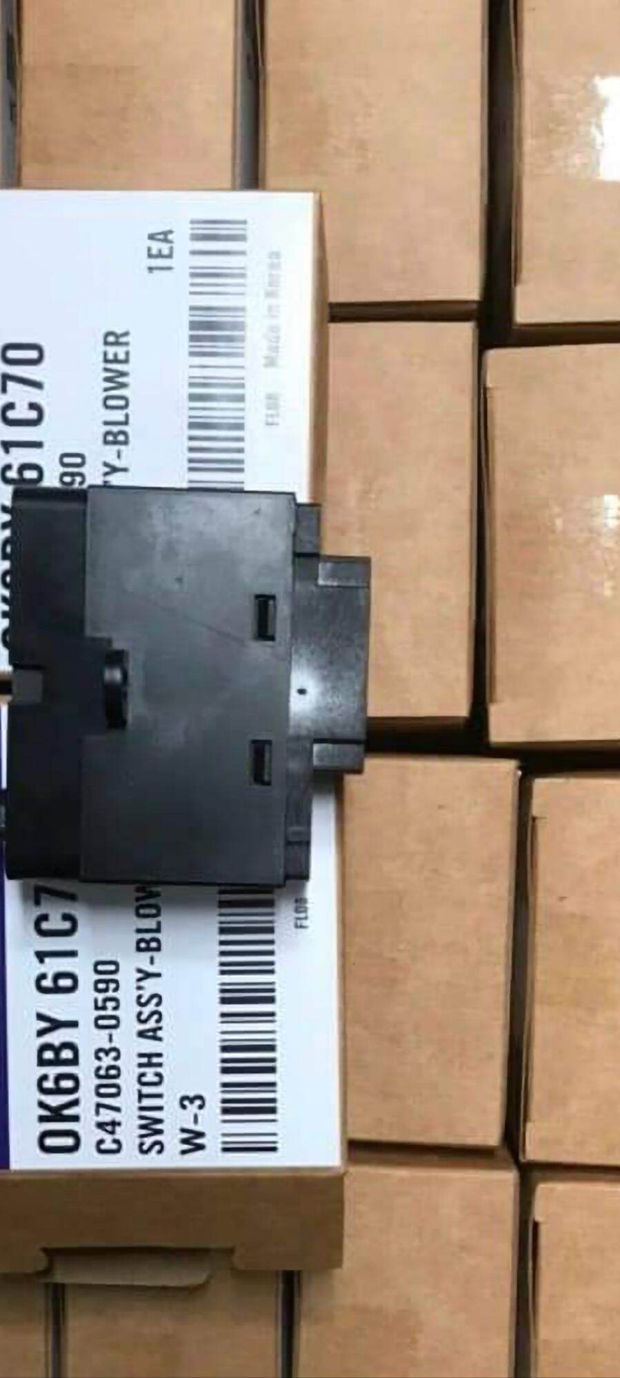 Công tắc gạt gió điều hòa xe tải k2700, k3000, k165, k190, k140, k125, k135