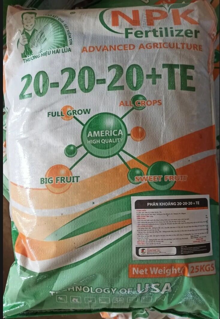 Phân nón npk hữu cơ khoáng 20.20.20 te túi 1kg