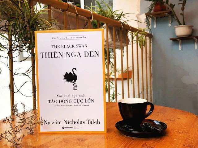 Sách - Thiên Nga Đen