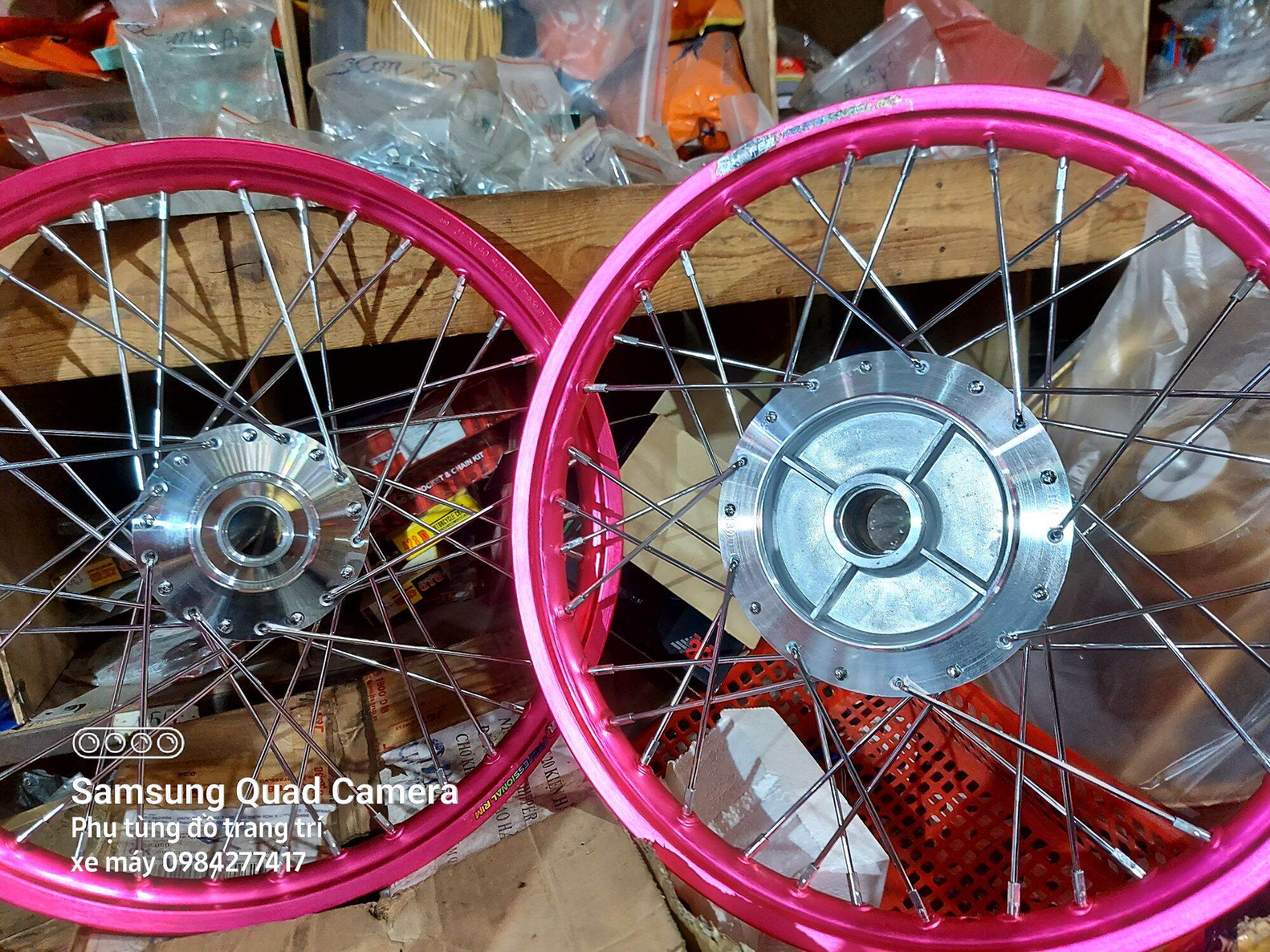 Cặp bánh căm xe ex150 màu hồng
