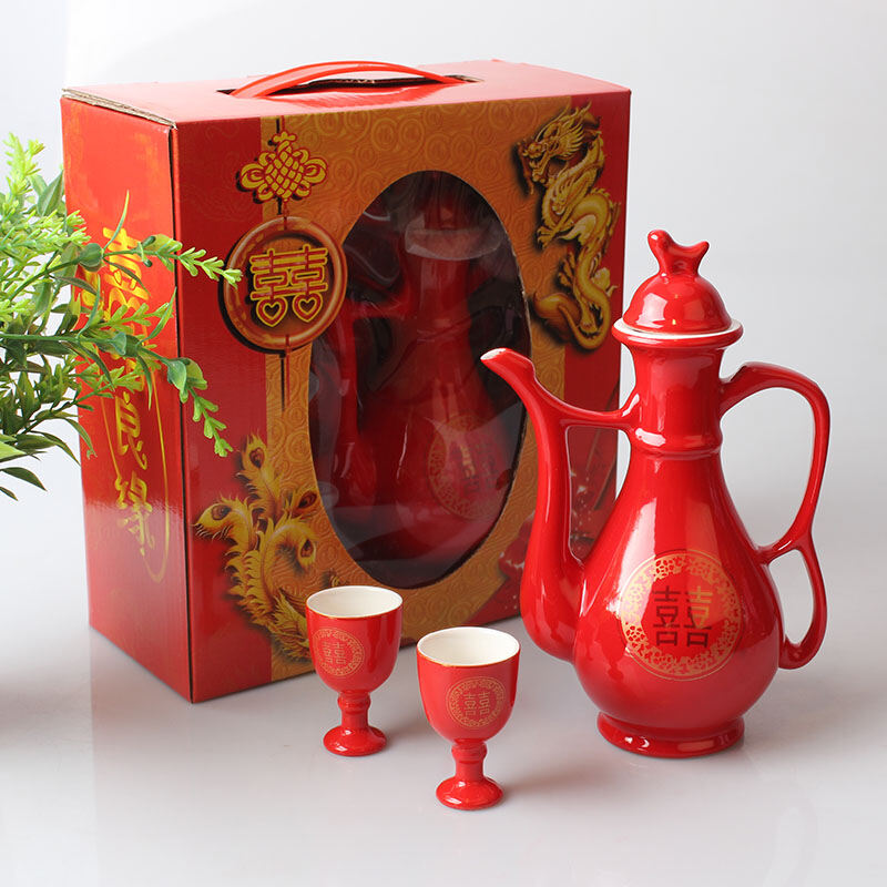 Bộ đồ rượu vang màu đỏ gốm sứ kết hôn ly rượu giao ly rượu người mới hôn lễ kiểu trung quốc ly rượu mời rượu cỡ nhỏ ấm rượu