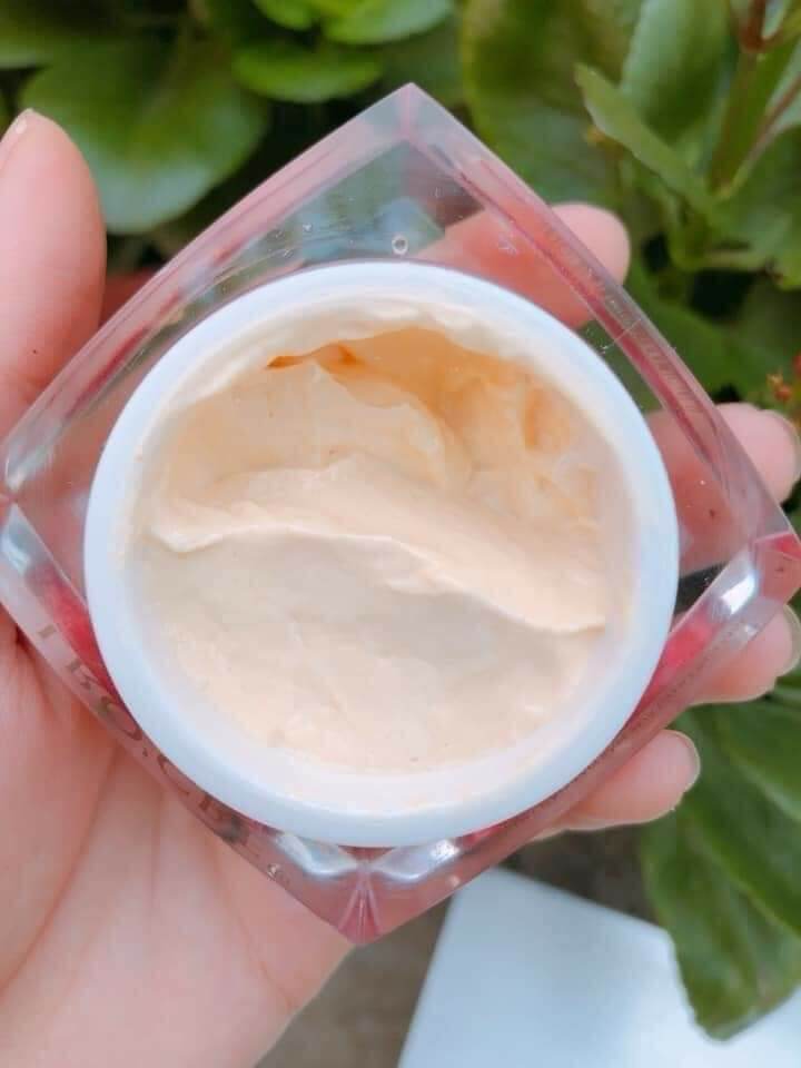 Kem dưỡng da ban đêm