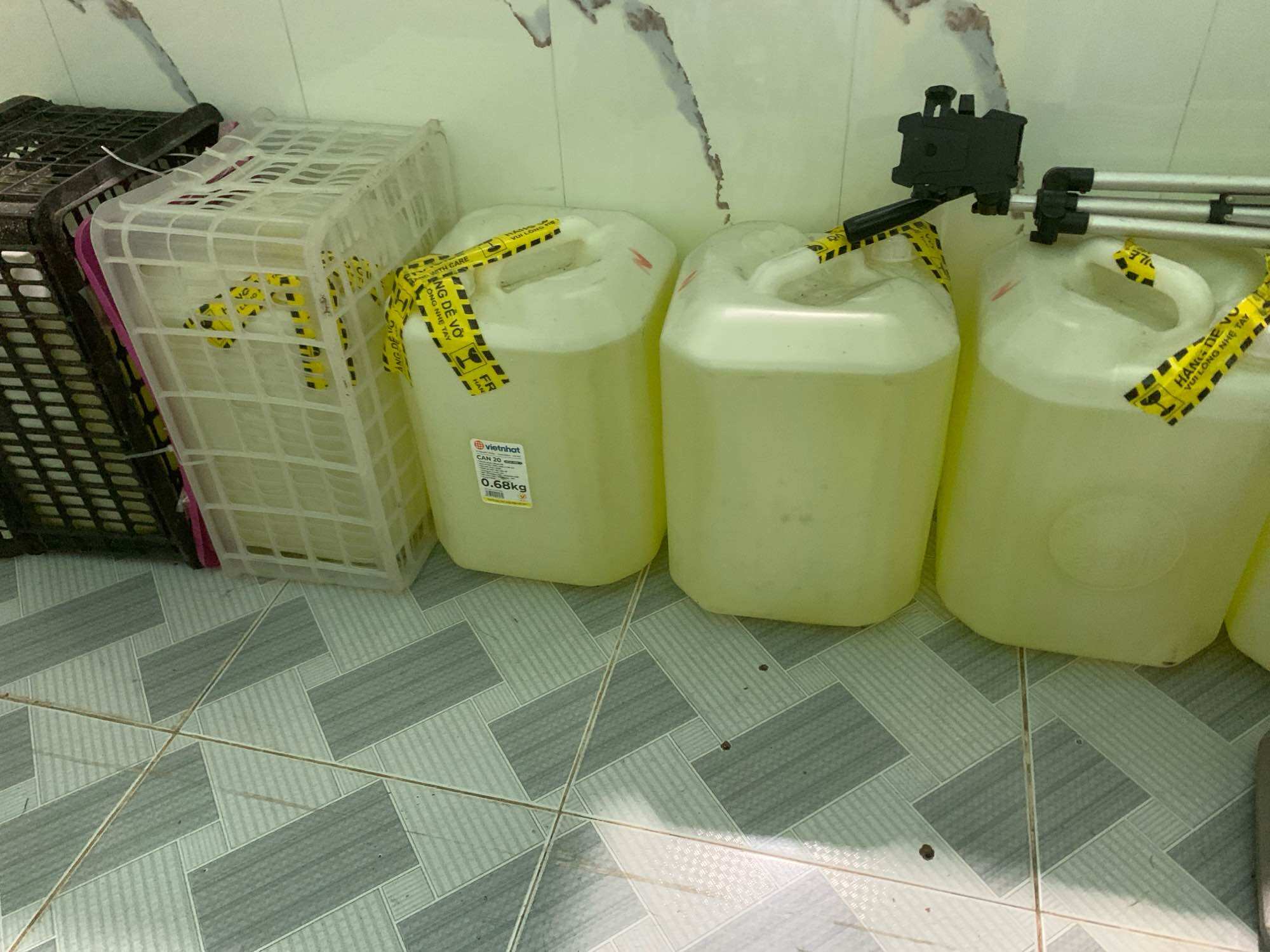 Rượu ngô hà giang can 20 lít