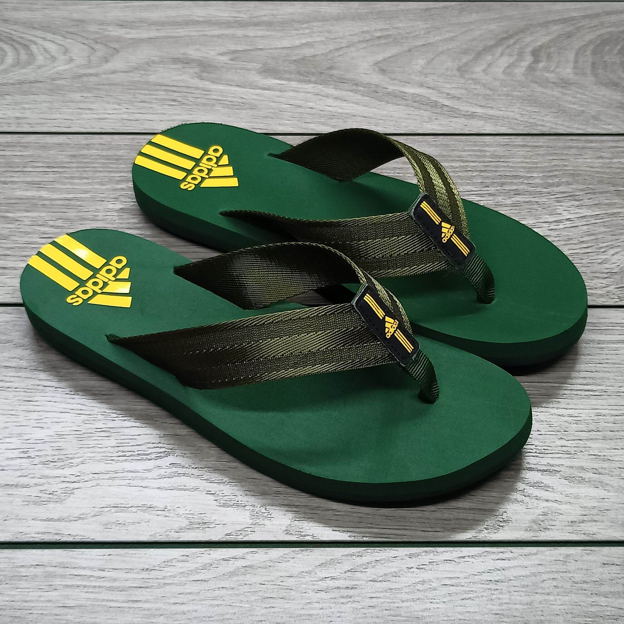 Dép kẹp xỏ ngón adidas màu xanh rêu quai đen