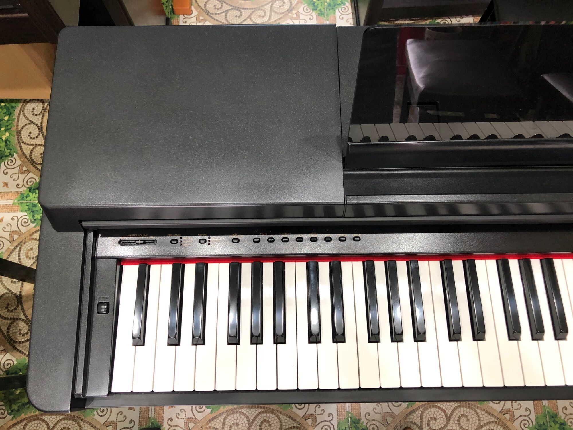 Piano điện yamaha 560