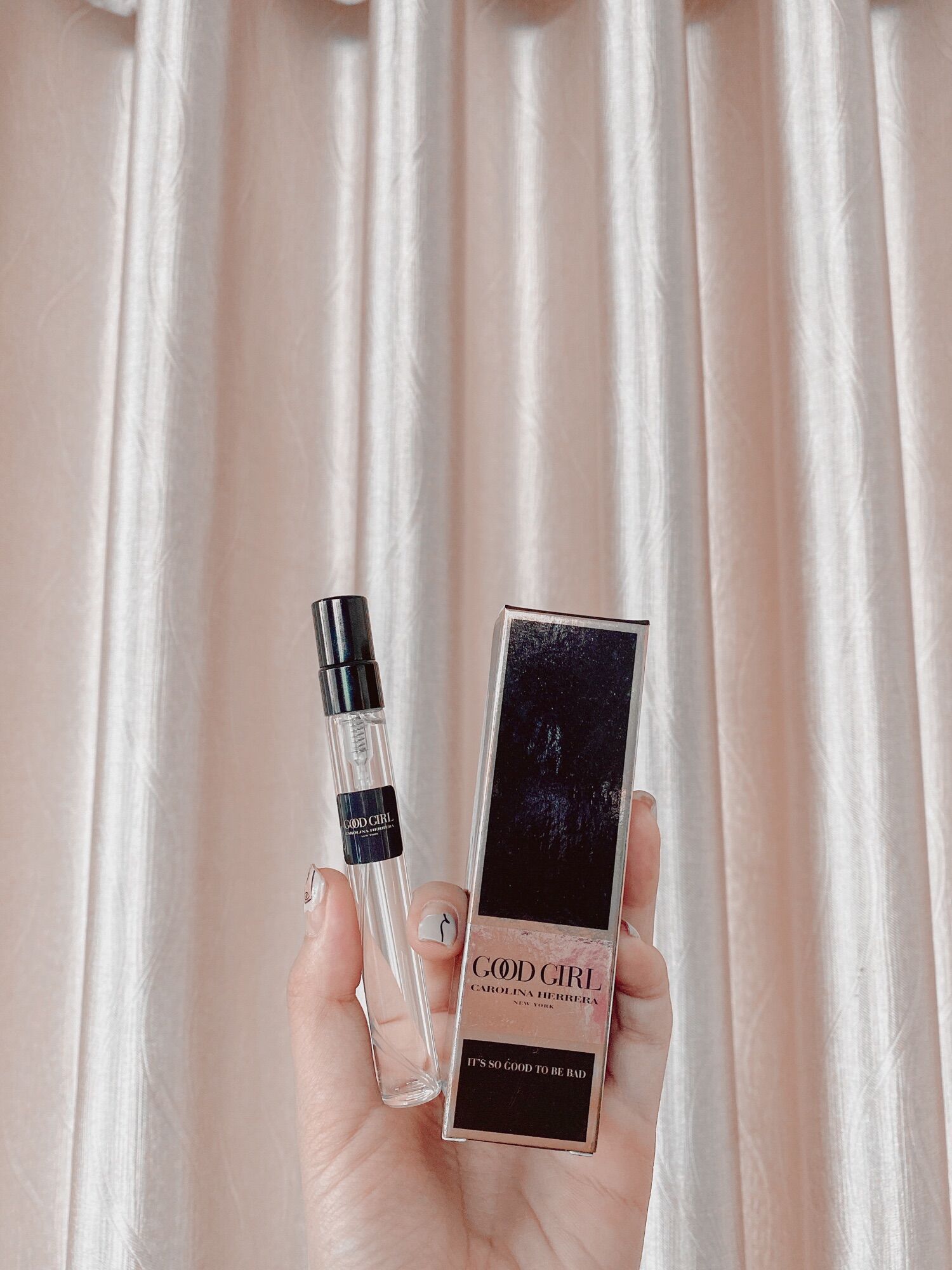 𝐆𝐨𝐨𝐝 𝐆𝐢𝐫𝐥 nước hoa mini 20ml giá rẻ